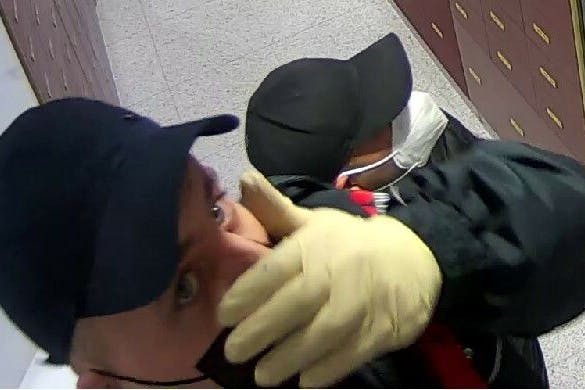 Wer kennt diesen Blick? Moderne Software kann Augen schon Tätern zuordnen.