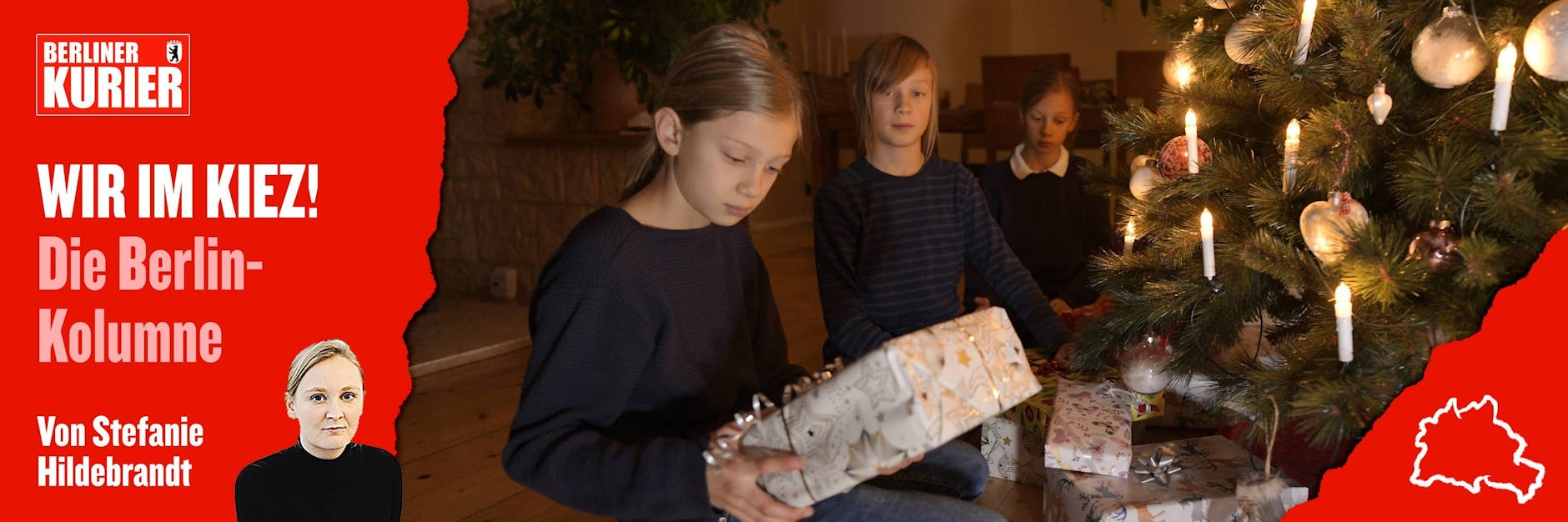 Kinder unterm Weihnachtsbaum. Jetzt schon den Baum aufstellen? Viel zu früh, findet unsere Autorin.
