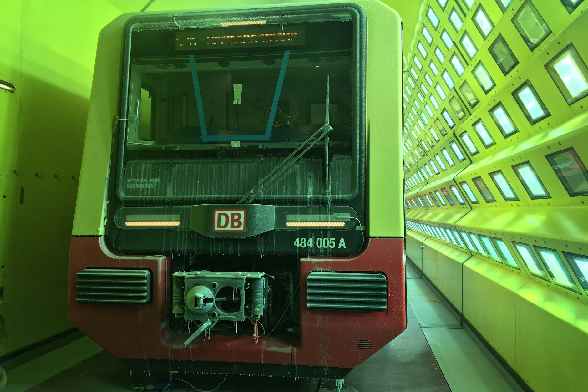 Ein Zug der neuen Baureihe wurde im Herbst 2019 in der Hitze-Kälte-Kammer in Wien getestet.