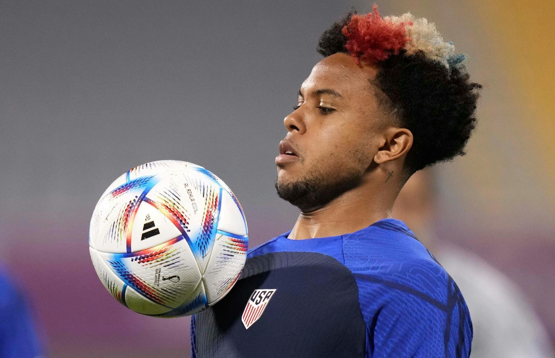 Weston McKennie aus den USA trainiert vor dem Achtelfinale gegen die Niederlande.