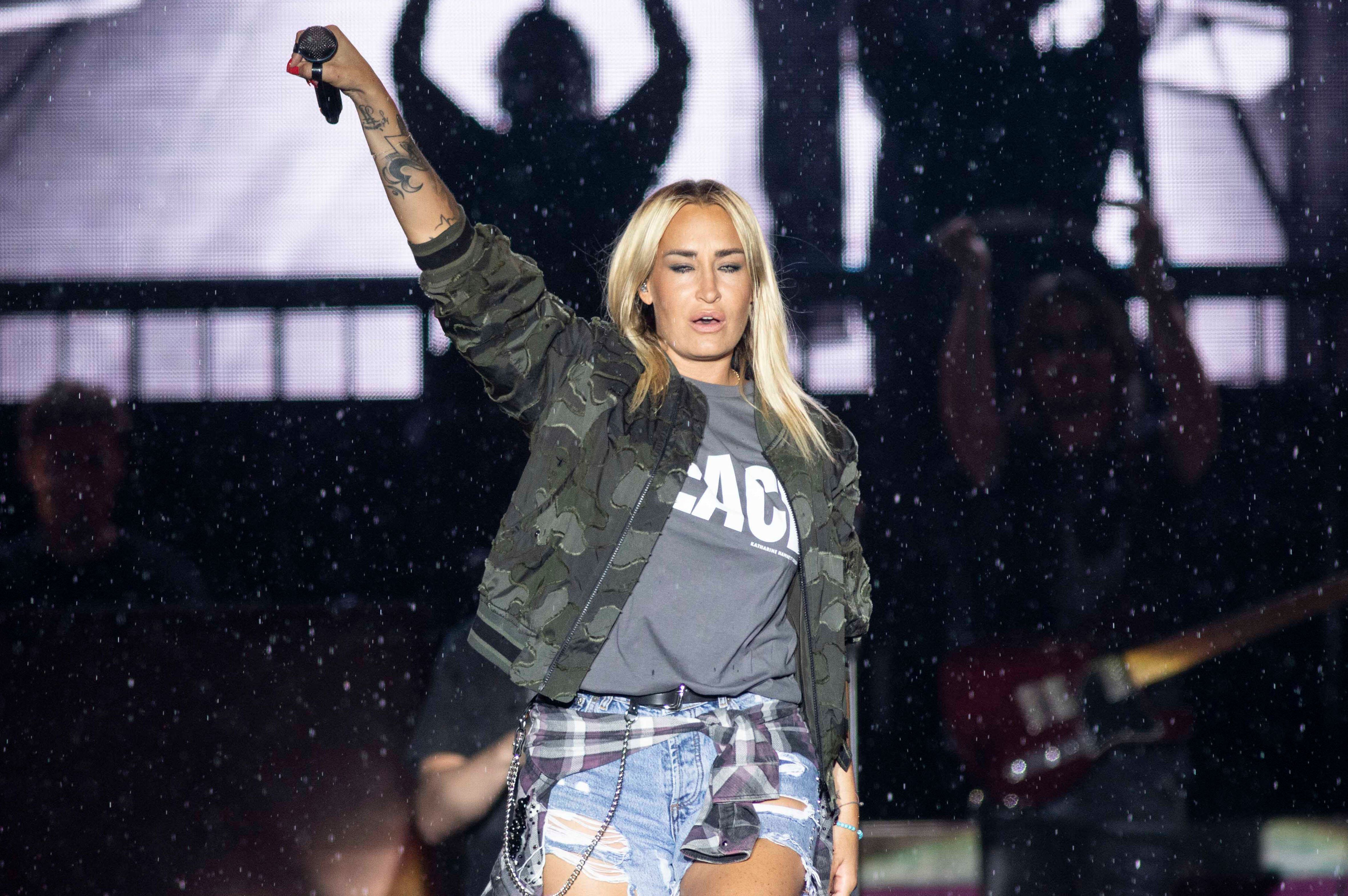 Image - Sarah Connor: Auch ihr drittes Kind kann Singen – Delphine (11) ist bei ihrem neuen Song dabei!