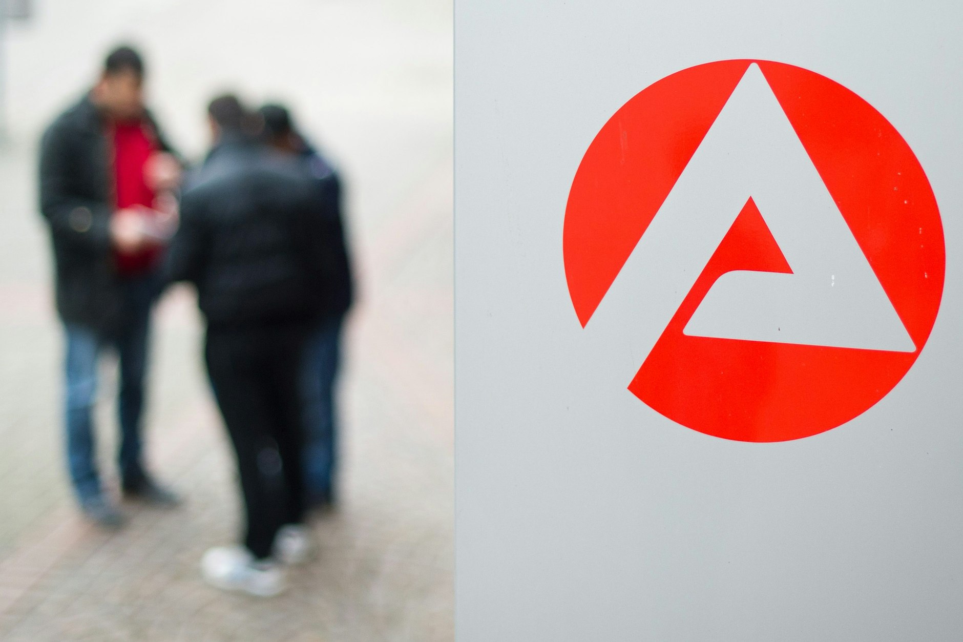 Geschätzt 10.000 junge Menschen mit Qualifikationen, Talenten und Ehrgeiz erreichten Ende Februar und Anfang März die Bundesrepublik.