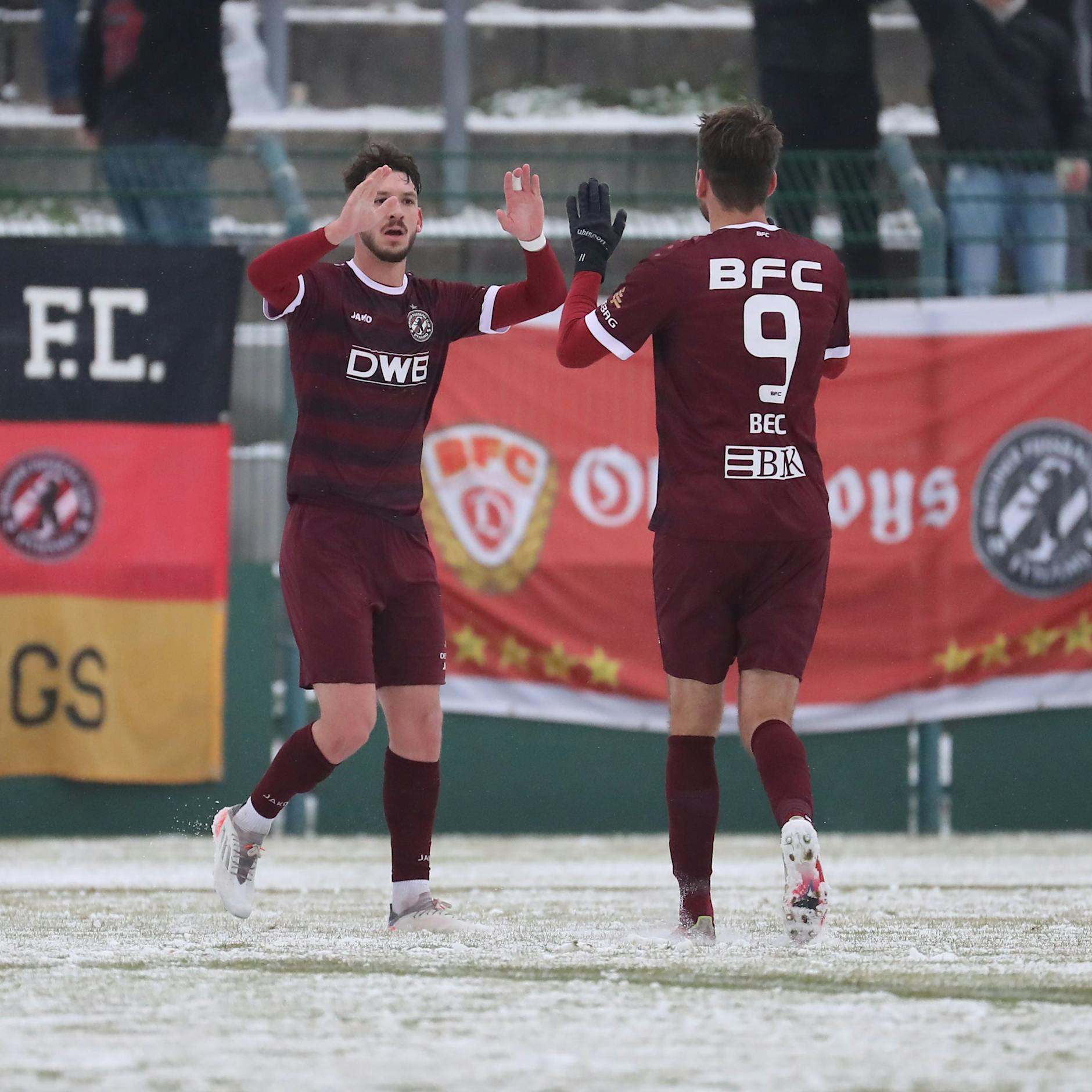 Call a Pizza! Wegen der Verwarnung des Trainers muss BFC-Doppelpacker Cedric Euschen kein Essen ausgeben