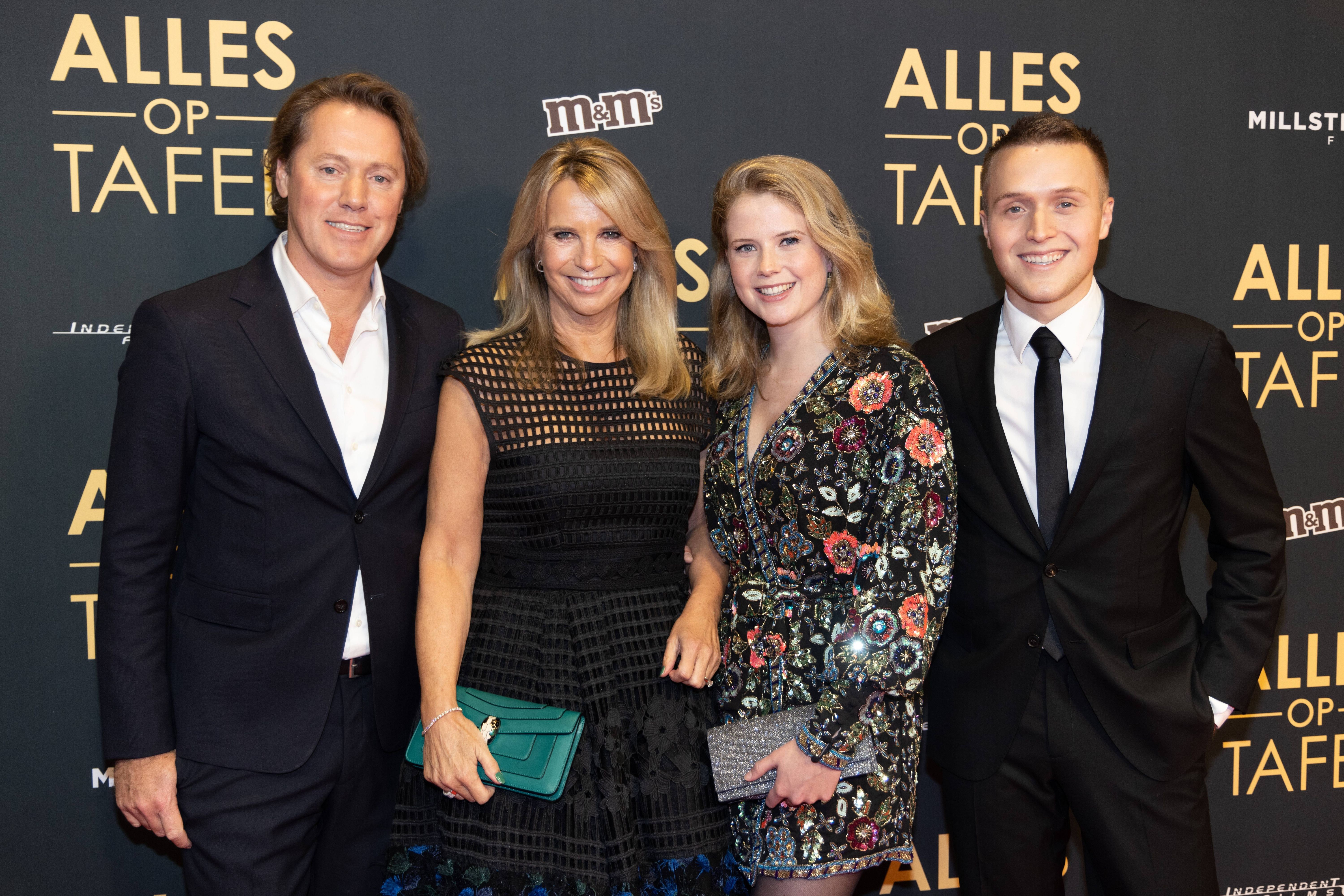 Die Tochter von Linda de Mol steht jetzt auch vor der TV-Kamera – aber ganz anders als ihre Mutter