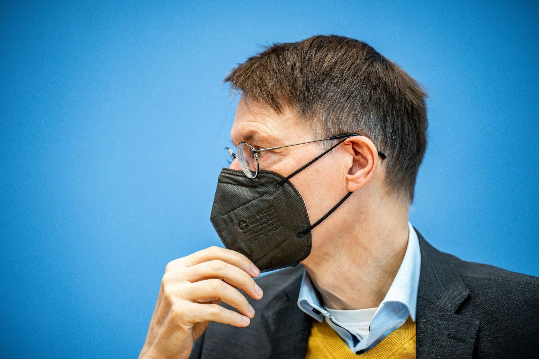 Denkt Karl Lauterbach noch einmal darüber nach, den Pflegebonus auf mehr Klinik-Beschäftigte auszuweiten?