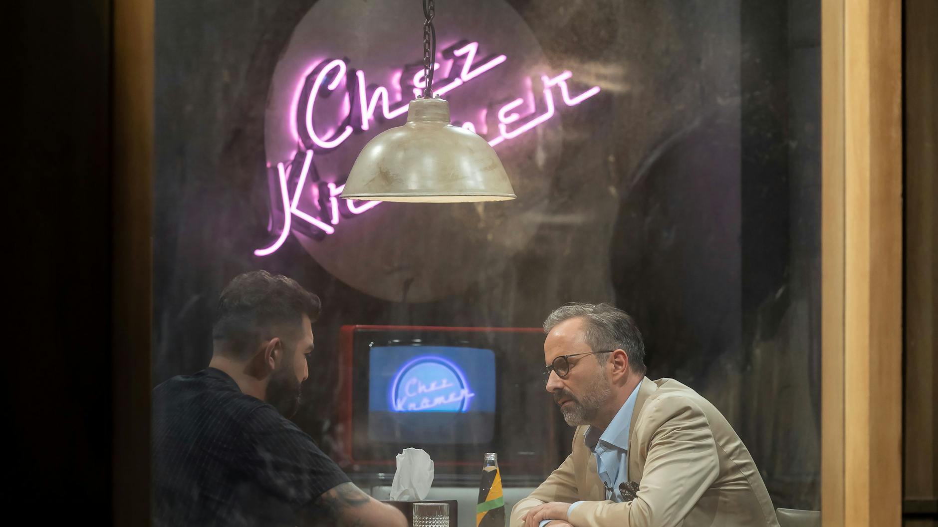 Faisal Kawusi und Kurt Krömer lieferten sich in der letzten Sendung einen Schlagabtausch.