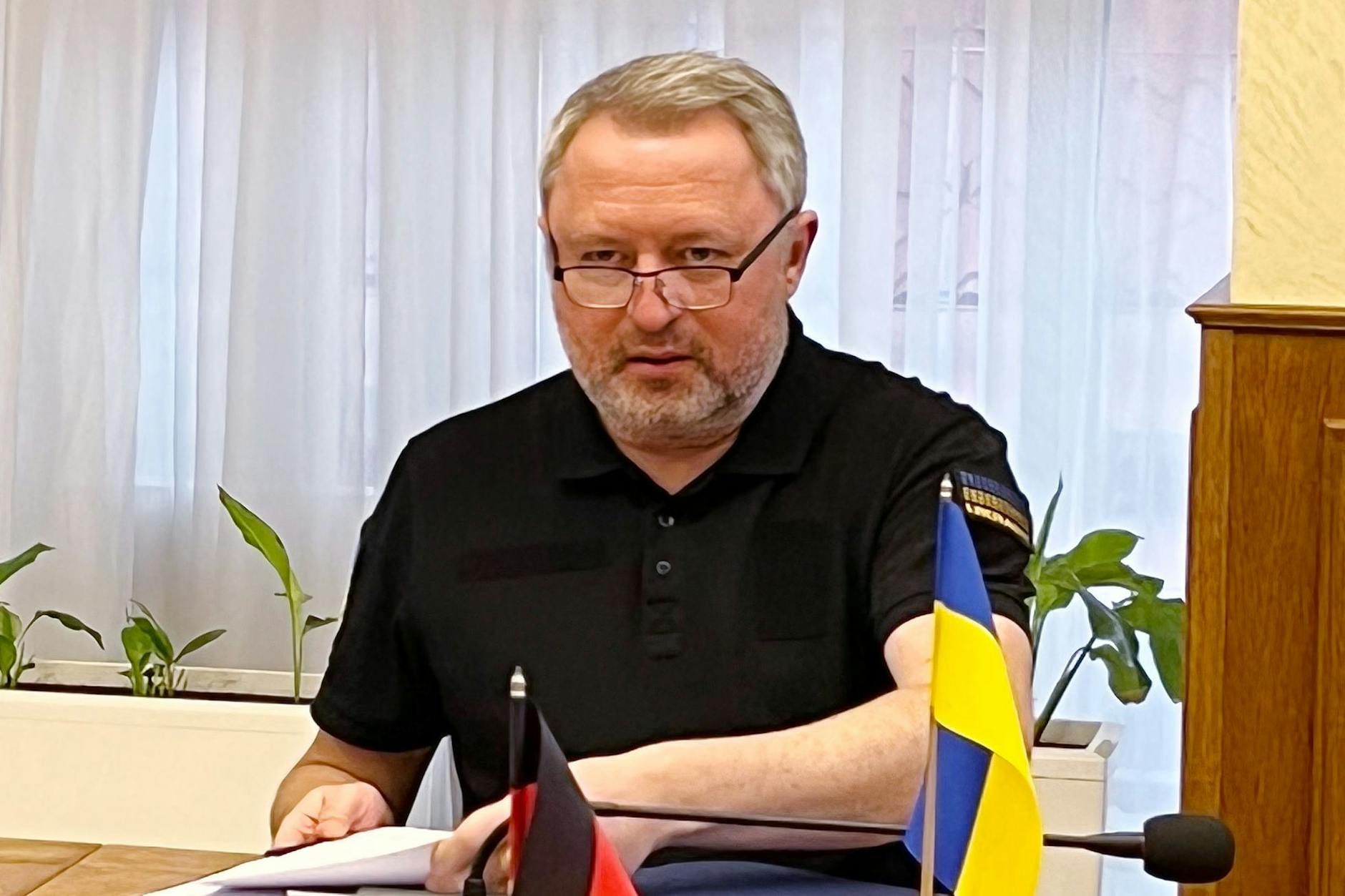 Der ukrainische Generalstaatsanwalt Andrij Kostin wirft russischen Truppen Vergewaltigung als Mittel des Kriegs vor.