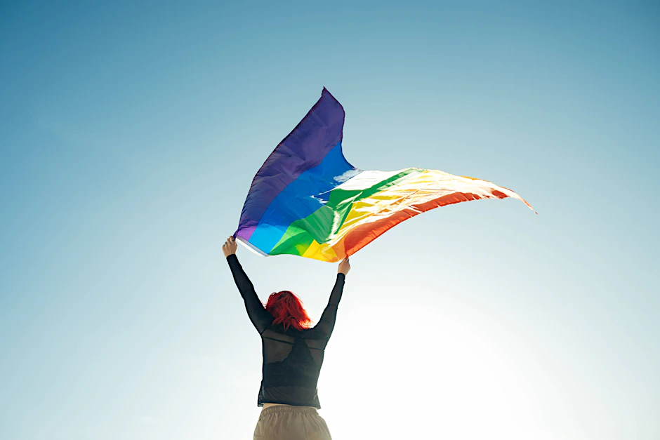 Regenbogenfahne bei der Christopher-Street-Day-Parade in Berlin