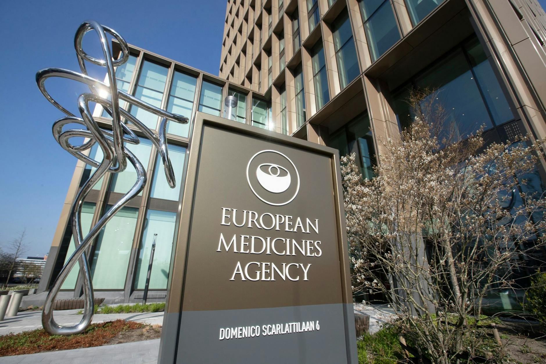 Die Außenansicht der Europäischen Arzneimittelbehörde in Amsterdam: Die EMA warnt vor Pholcodin. 