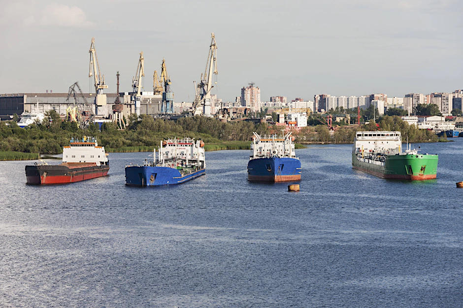 Russland kaufte sich eine aus alten Tankern bestehende Flotte zur Umgehung von Sanktionen zusammen.