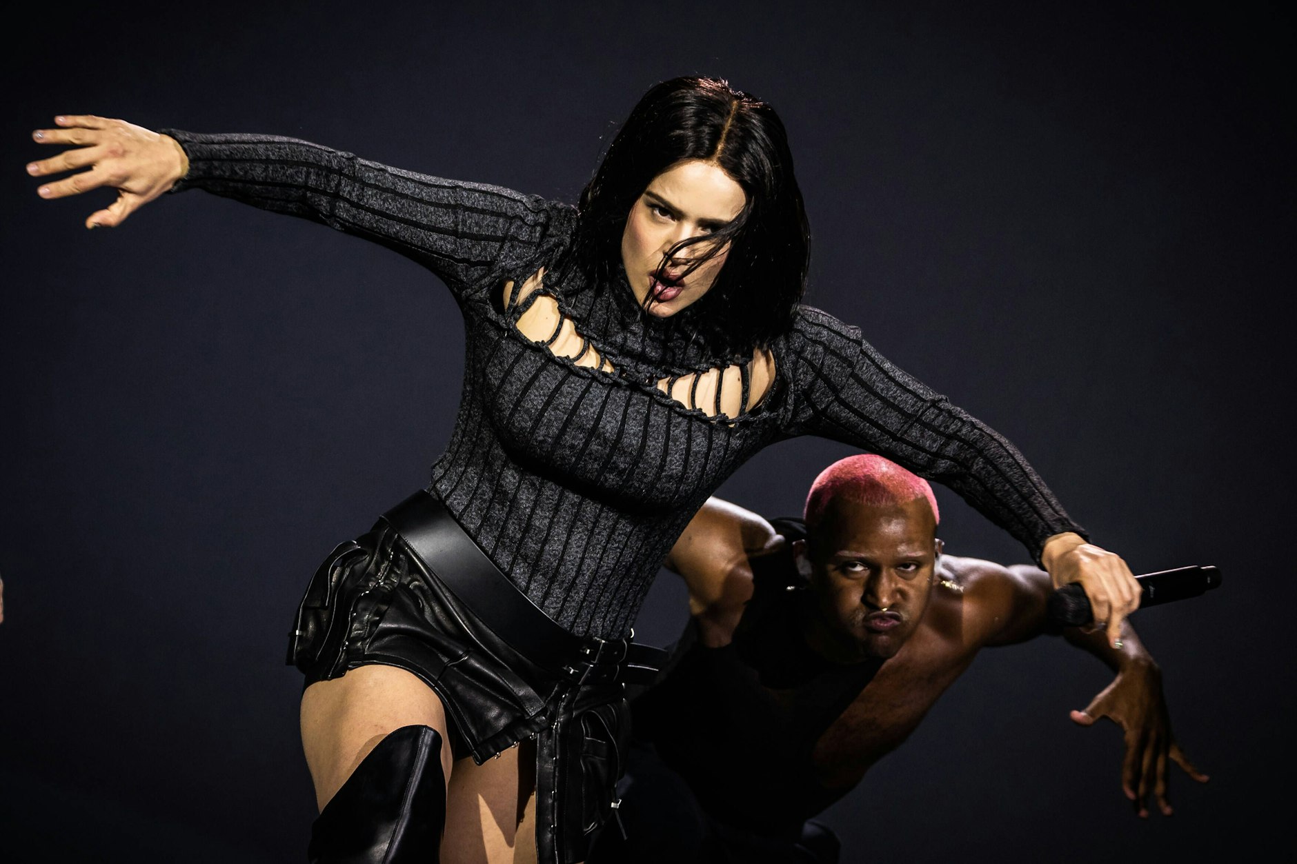 Rosalía auf der aktuellen Tour, hier beim Konzert im portugiesischen Braga