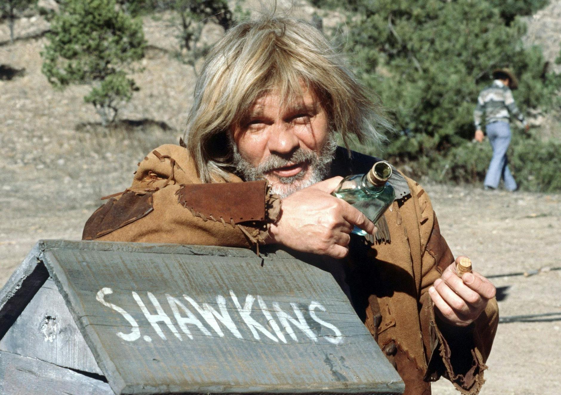 HANDOUT - Schauspieler Ralf Wolter als kauziger Trapper Sam Hawkens in dem Film «Winnetou».