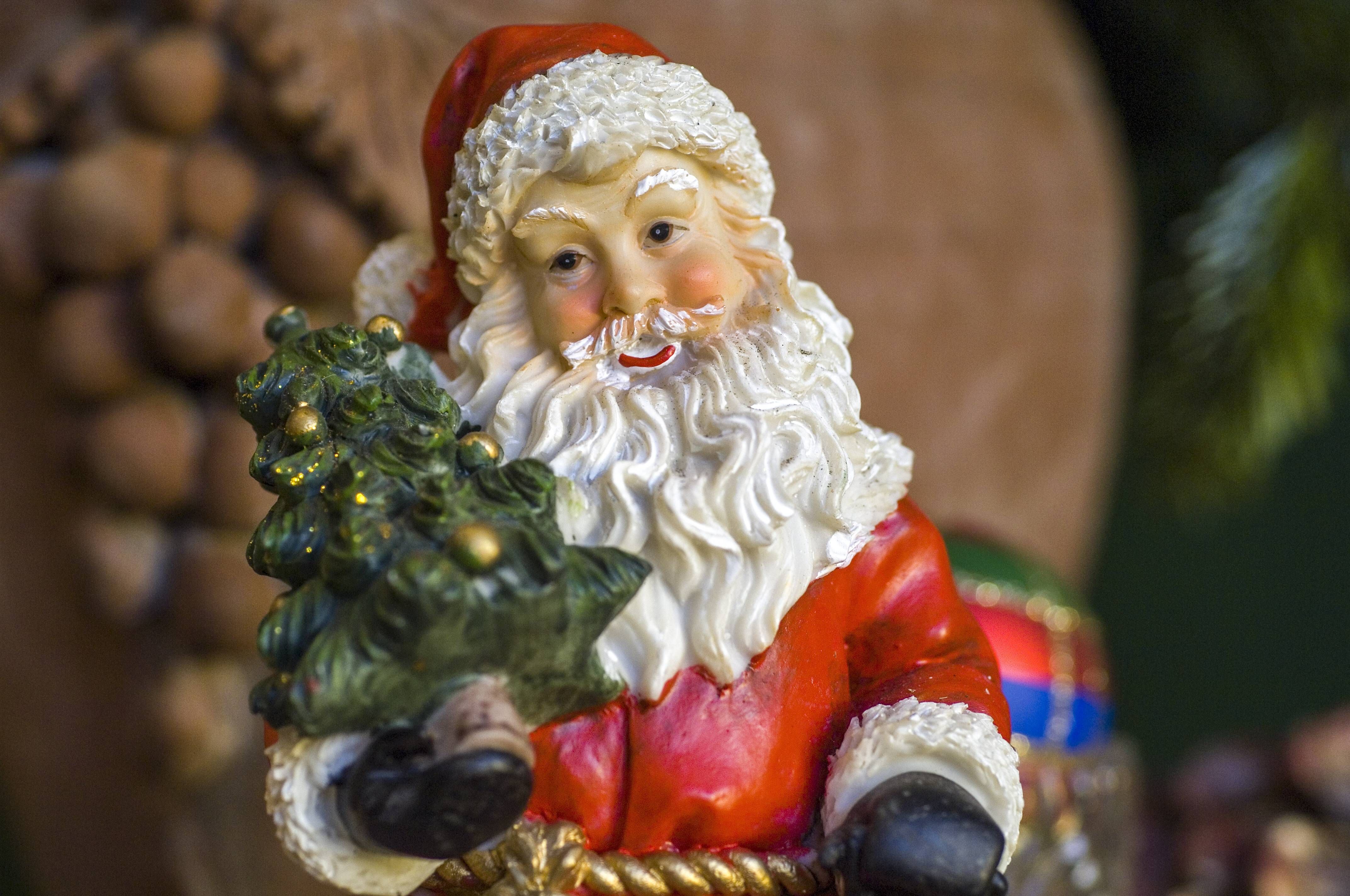 Image - Diebe protzen mit geklautem Weihnachtsmann im Internet – Hausdurchsuchung!