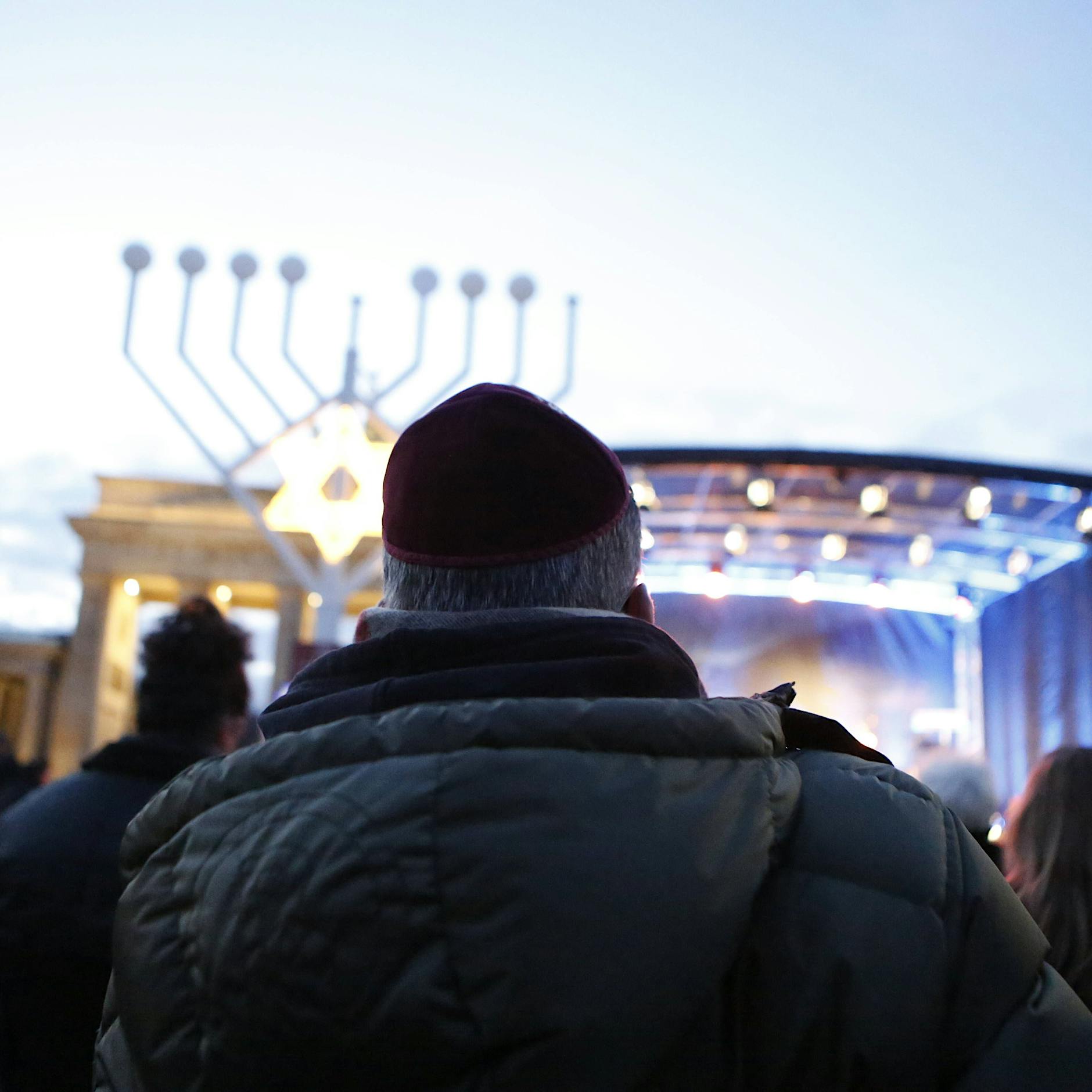 Plötzlich verprügelt: Jeden Tag mehr als zwei judenfeindliche Vorfälle in Berlin