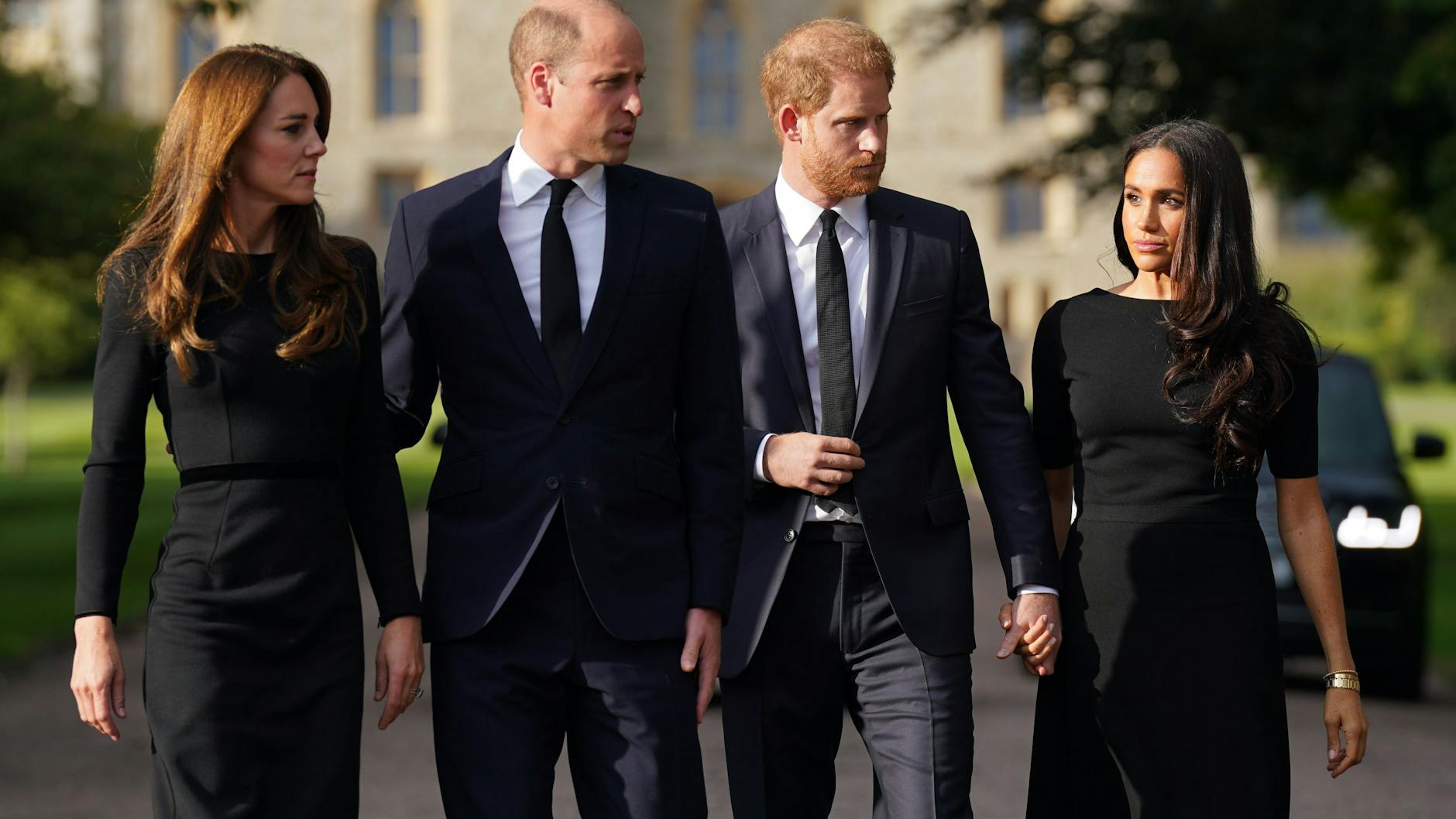 Schon rund um den Tod der Queen war der Bruch zwischen William und Harry zu sehen.