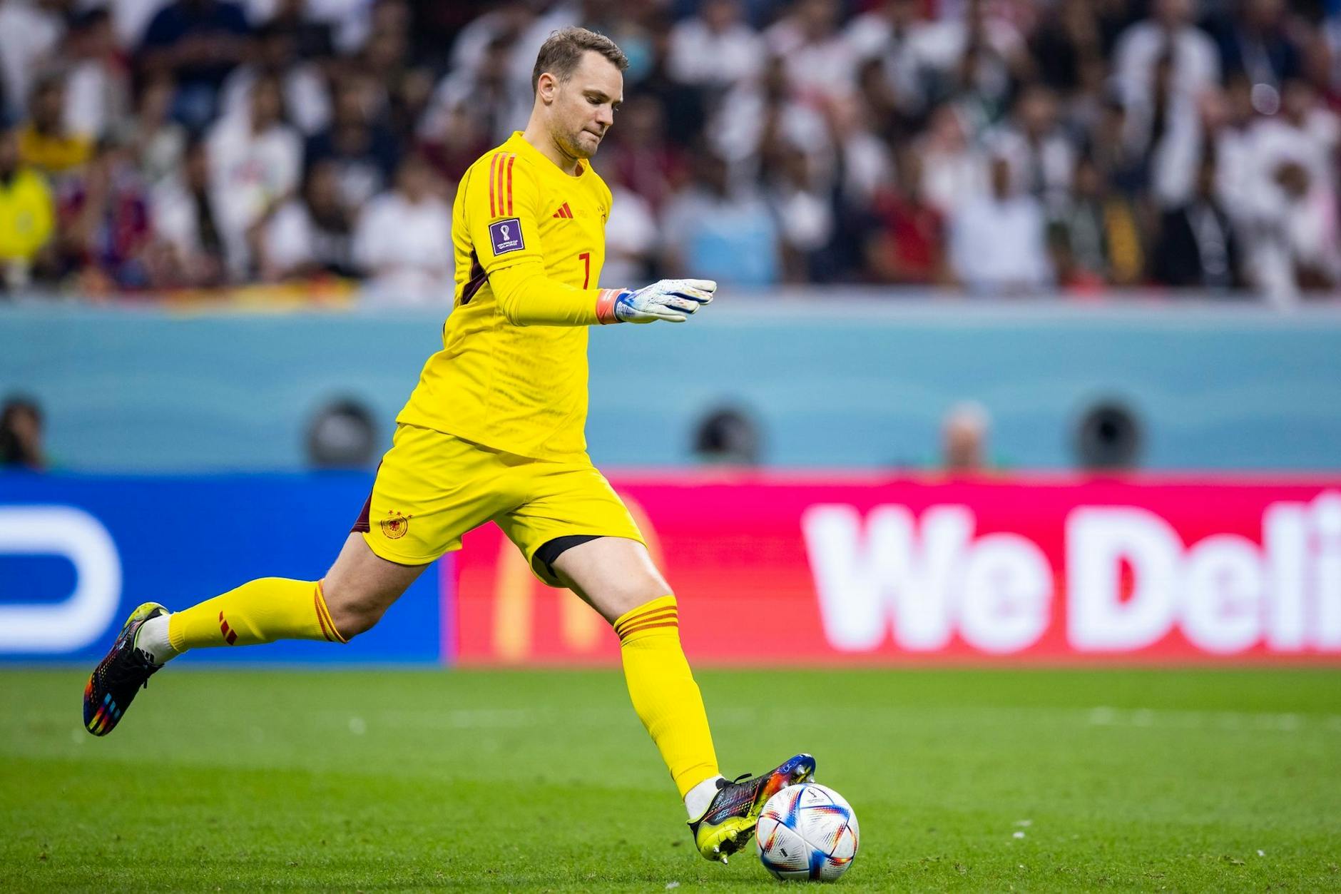 Manuel Neuer prägte das Torwart-Spiel als mitspielender Keeper.