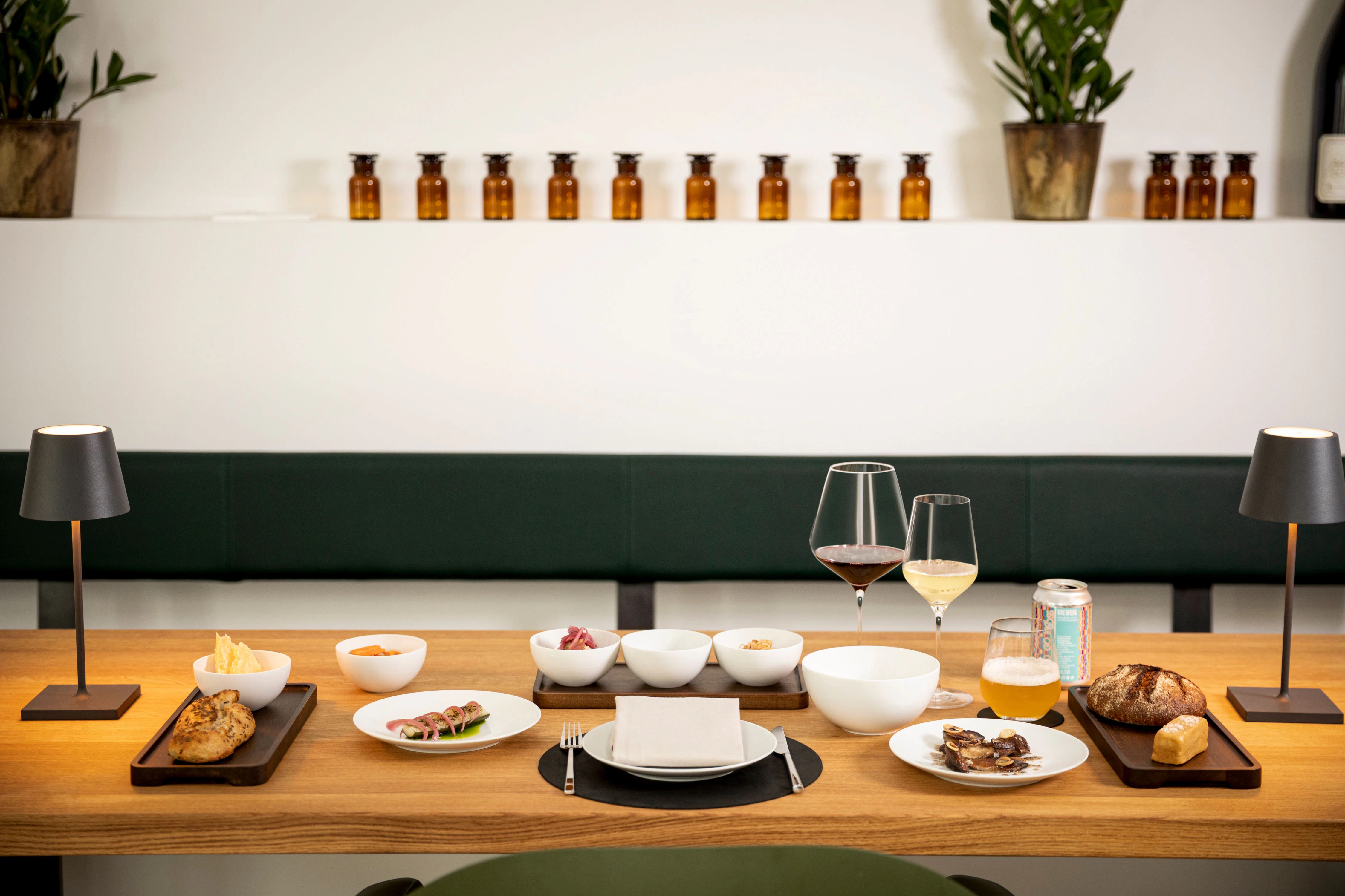 Tischlein deck dich! Brotzeittisch im Jord: German Angst trifft auf Fine Dining.