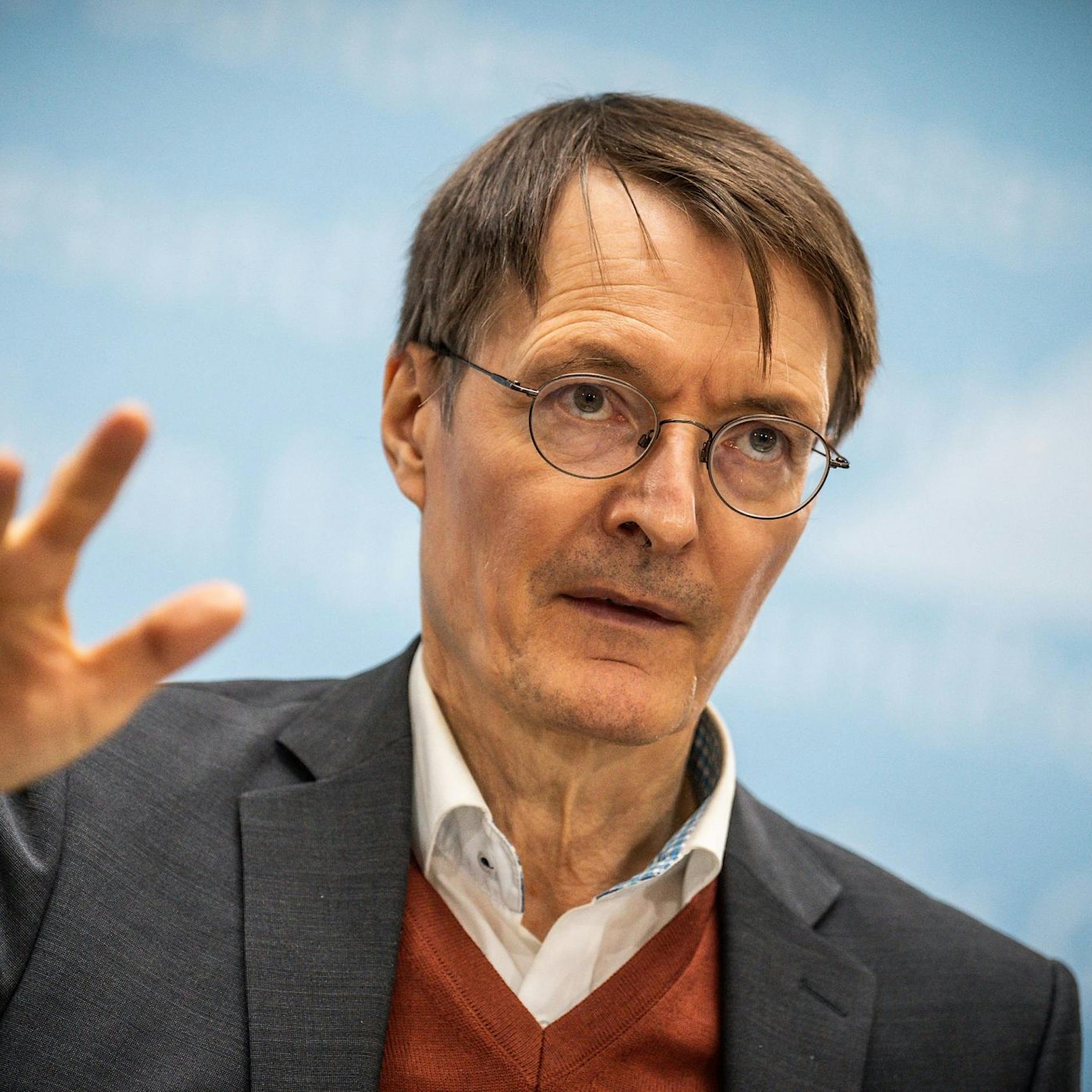 Lauterbach: Krankenhäuser sollen Patienten früher entlassen