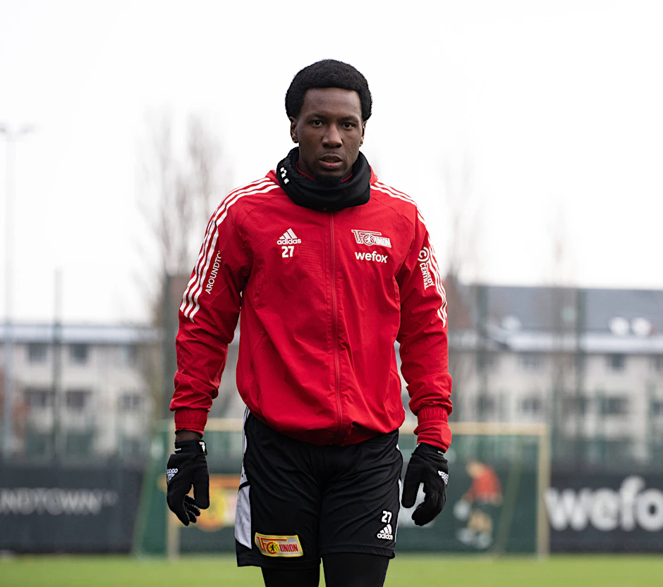 Sheraldo Becker trainierte erstmals seit dem Re-Start wieder mit dem Team.