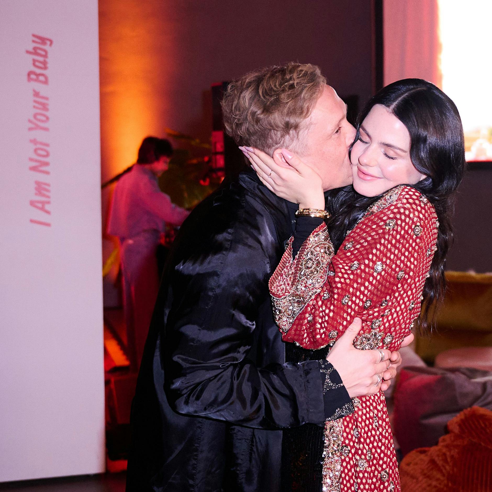 Ruby O. Fee: Beim Netflix-Screening gab’s Liebesküsse von Matthias Schweighöfer