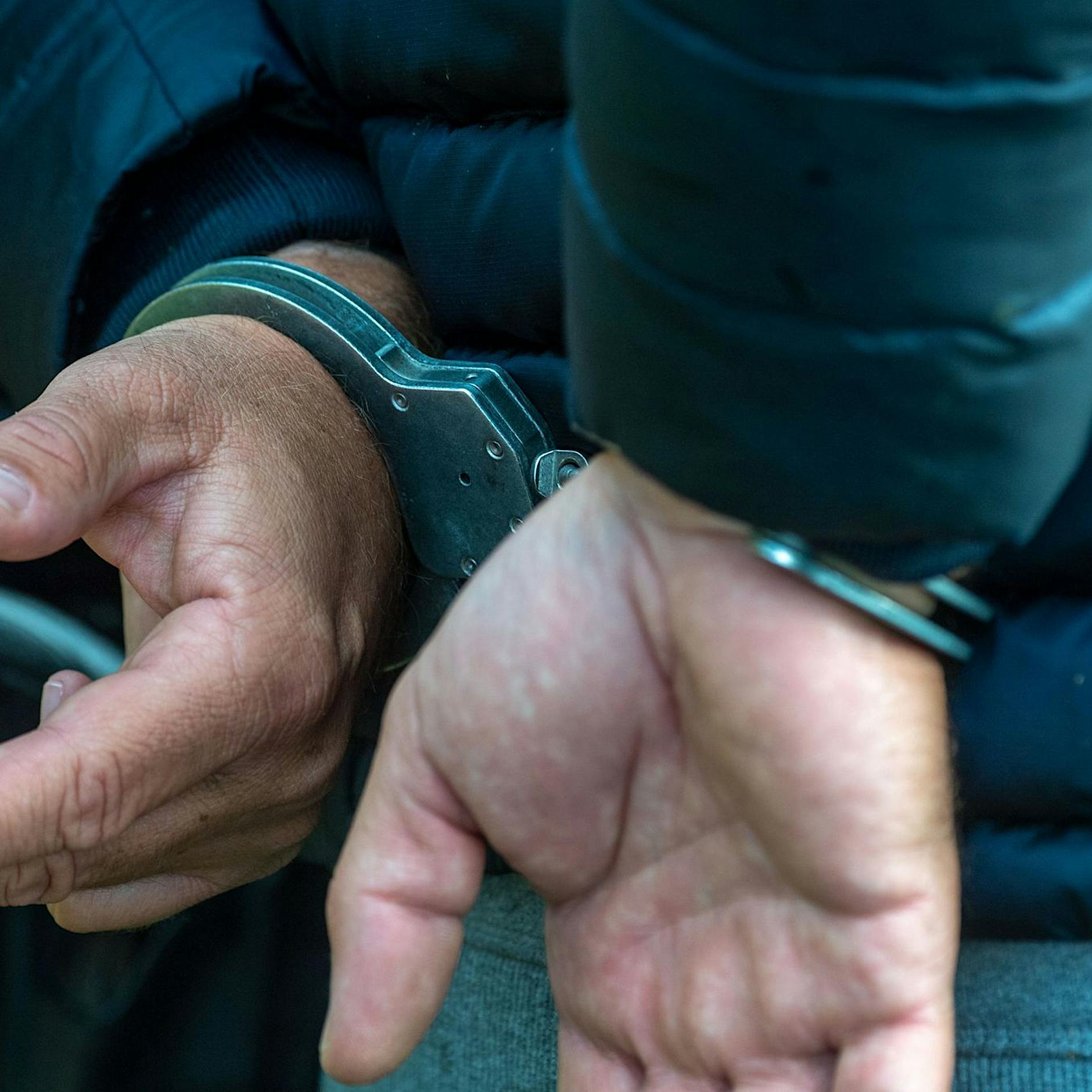 Brutale Schleuserbande gefasst: Flüchtlinge gefährdet