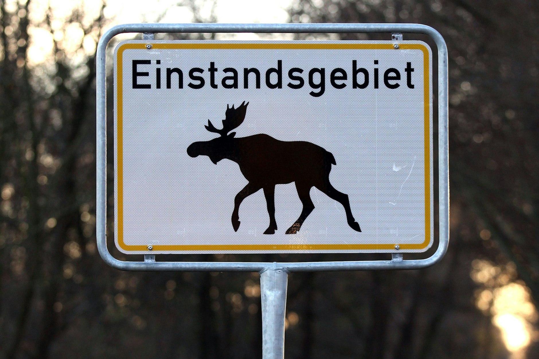 Noch sind das keine offiziellen Schilder, die es in die Straßenverkehrsordnung geschafft haben.