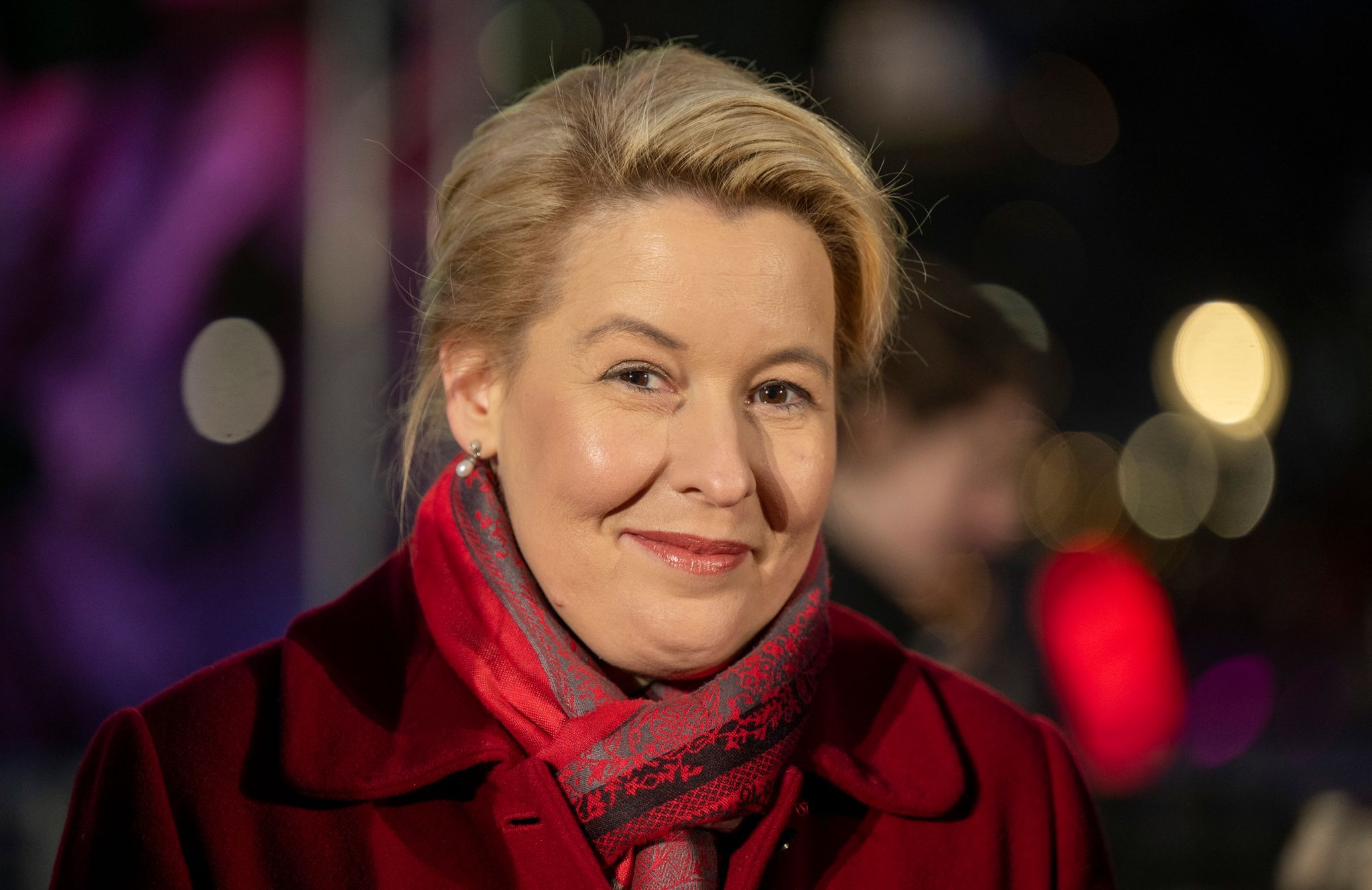 Franziska Giffey will 29-Euro-Ticket bei Bedarf noch einmal verlängern