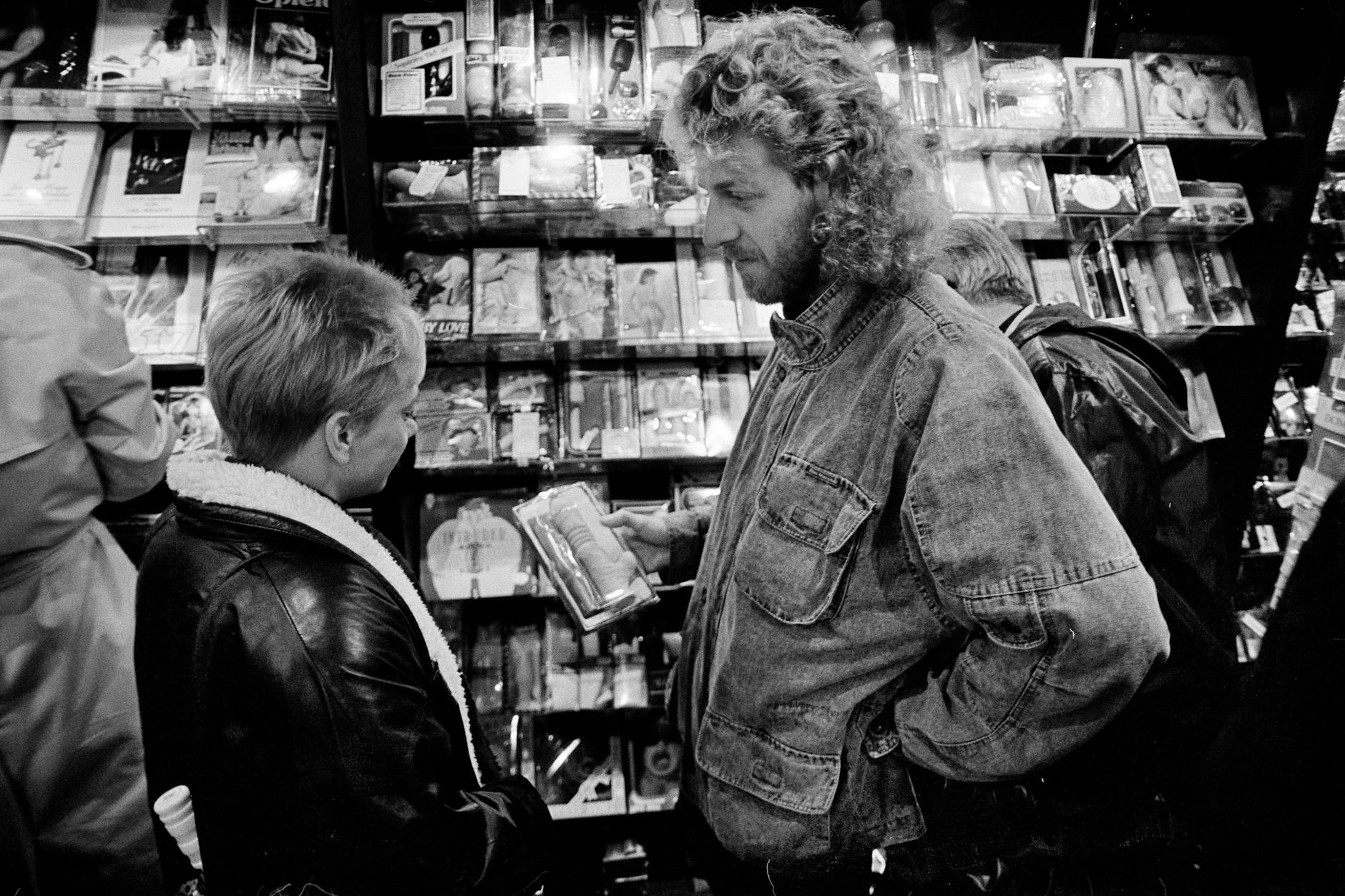 Da war der Intershop schon Geschichte: 1990 eröffnet ein Beate-Uhse-Shop in ehemaligen Räumen der Kette.