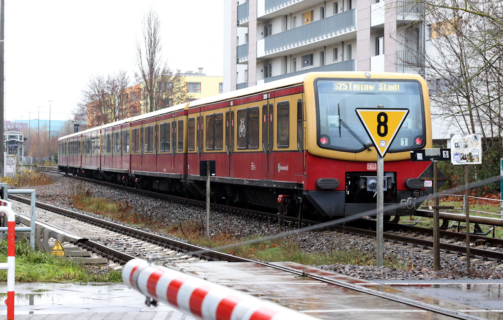Krankmeldungen nehmen weiter zu: S-Bahn stellt zwei Linien komplett ein