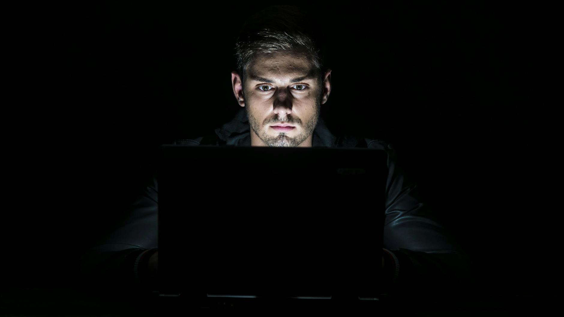 Seien Sie wachsam im Internet, rechnen Sie jederzeit mit Hackangriffen und Phishing-Attacken!