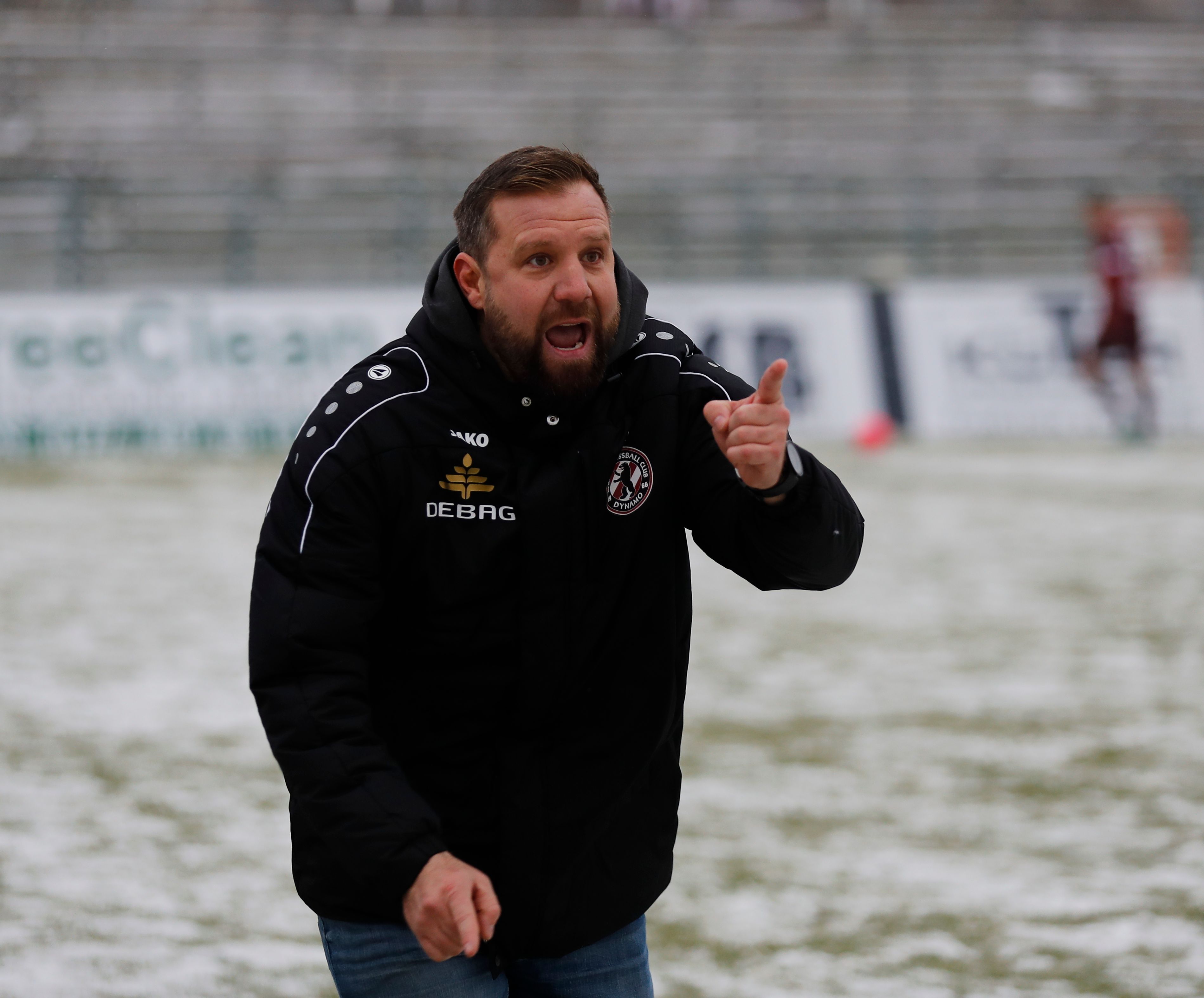 Draußen ist es kalt, BFC-Trainer Heiner Backhaus verspricht heißes Spiel