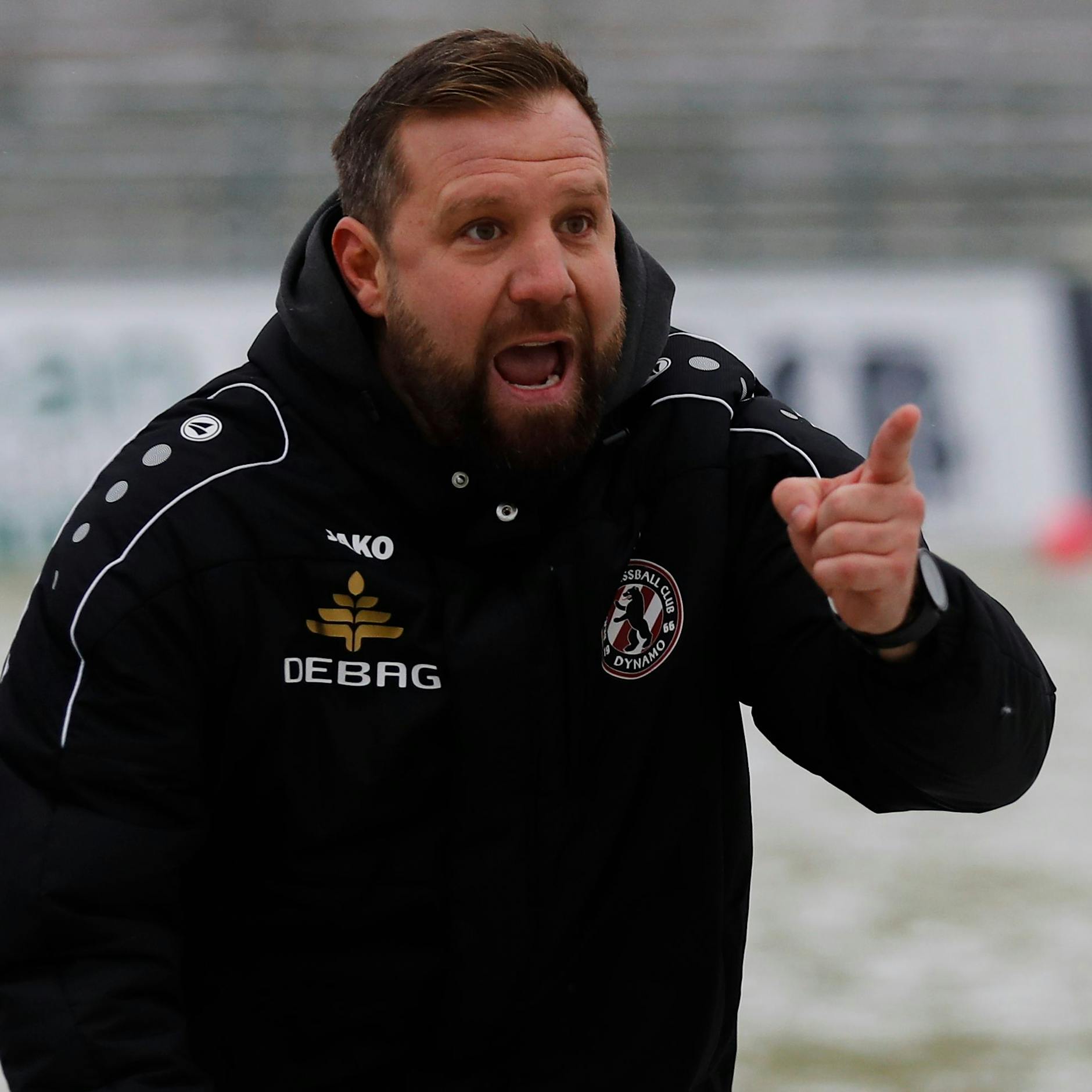 Draußen ist es kalt, BFC-Trainer Heiner Backhaus verspricht heißes Spiel