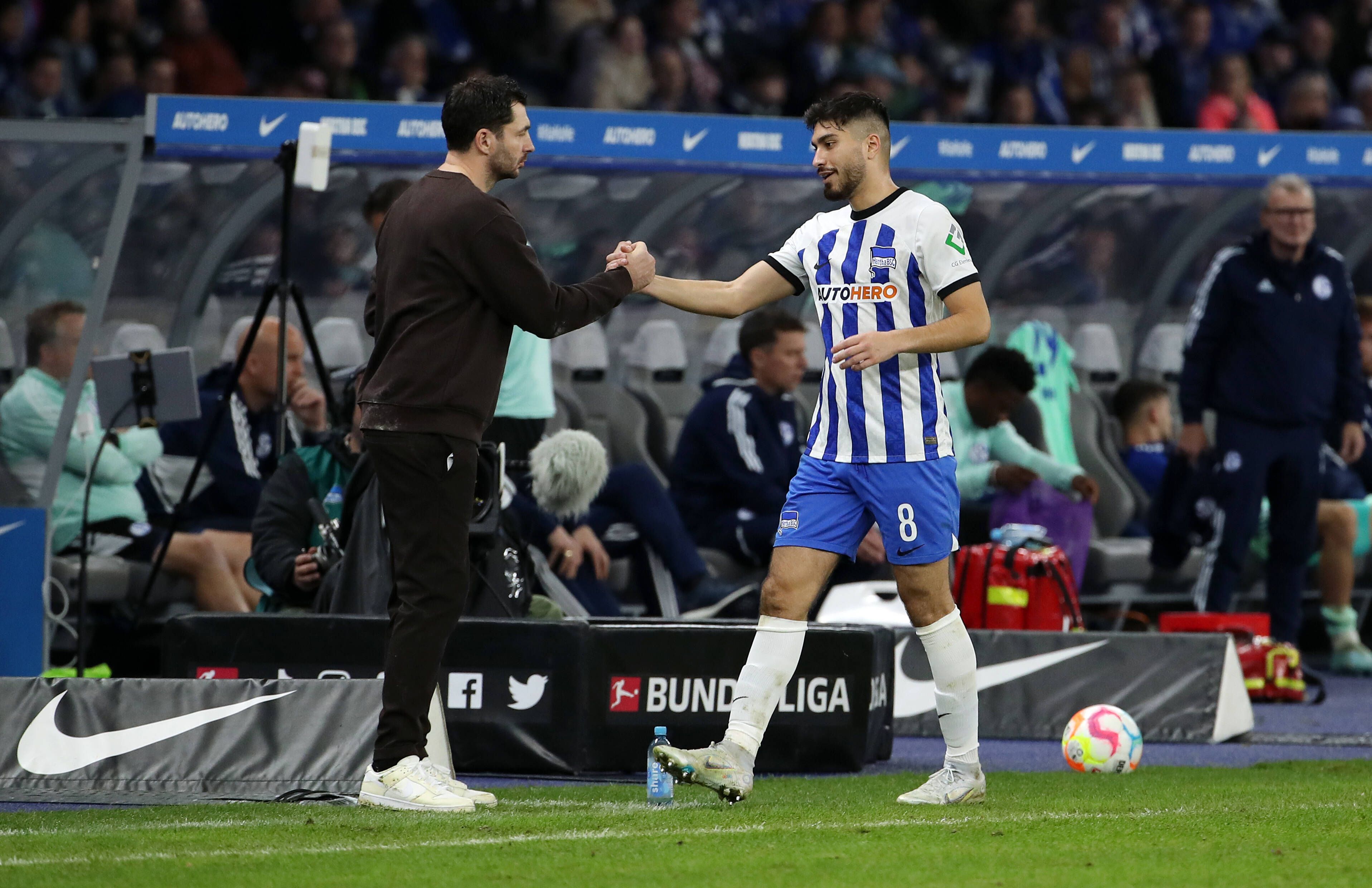 Wie schon bei Lukebakio: Hertha-Coach Schwarz hat die Lösung für das Serdar-Rätsel