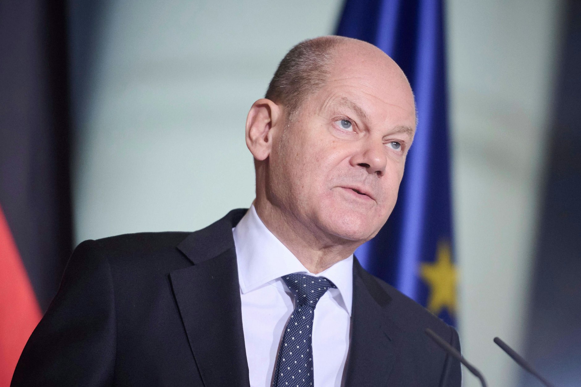 Bundeskanzler Olaf Scholz bei einer Pressekonferenz nach einem Treffen der G7-Staaten.