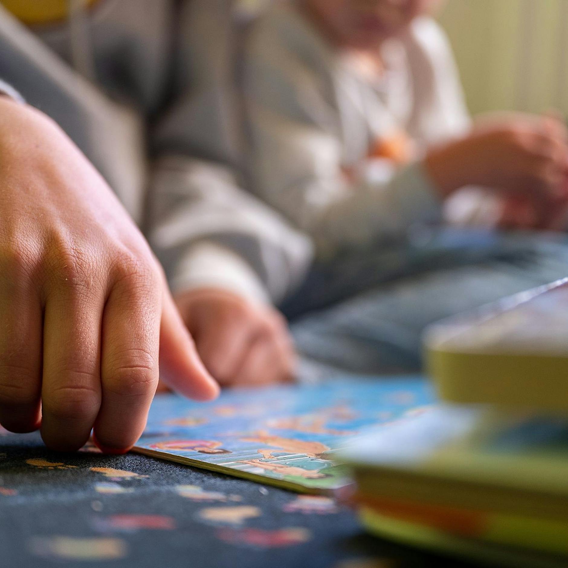 Kitas kurz vor dem Ausnahmezustand: „Teufelskreis aus Krankheit und Überarbeitung“