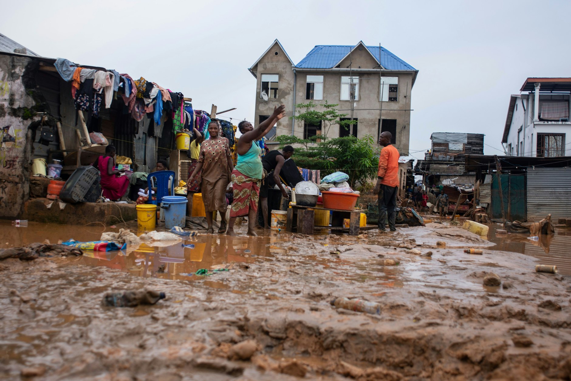 DR Kongo Mindestens 55 Tote bei Überflutungen in Kinshasa