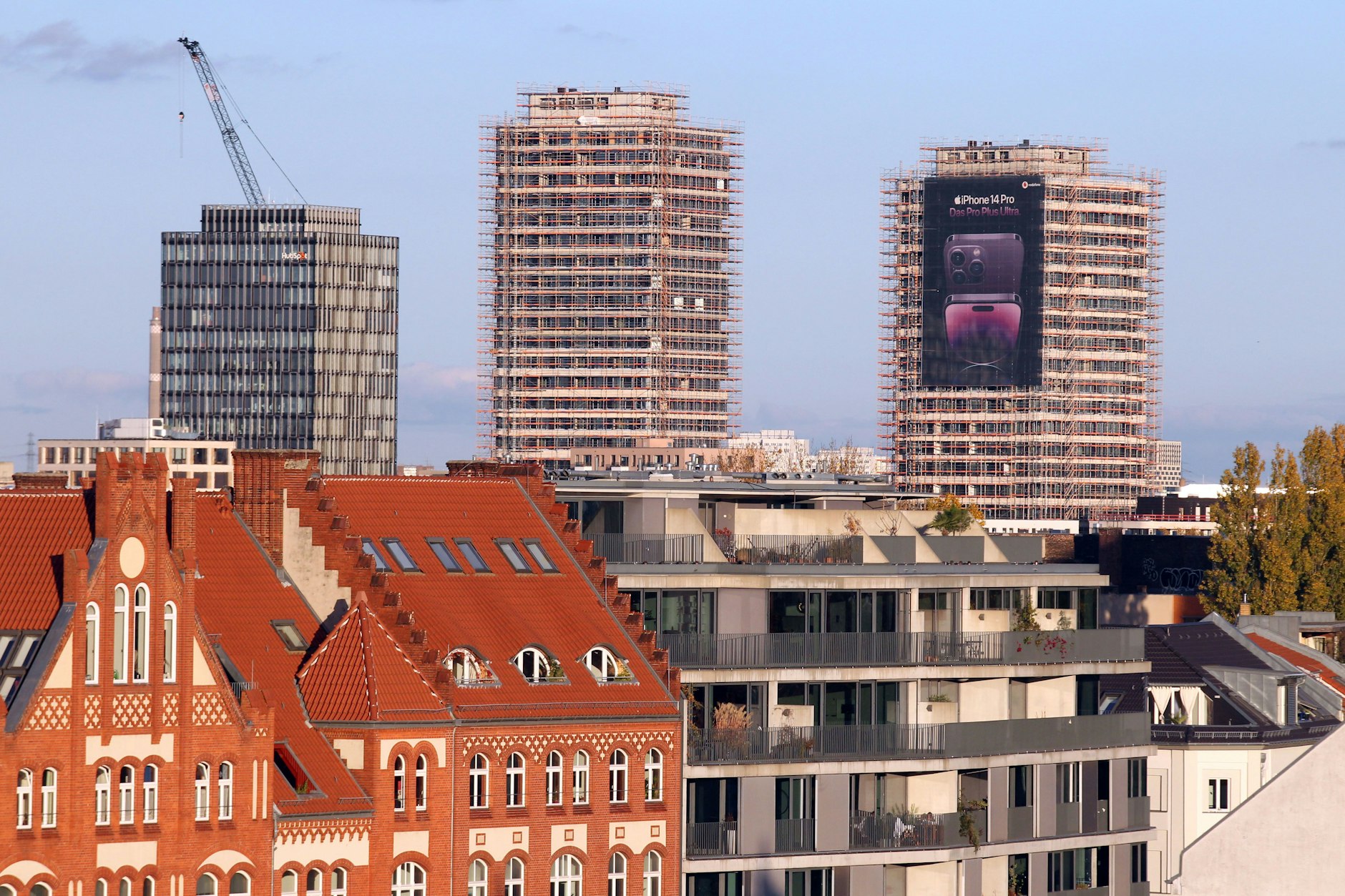 In Berlin entstehen durchaus neue Wohnungen, aber für viele Haushalte sind sie nicht zu bezahlen.