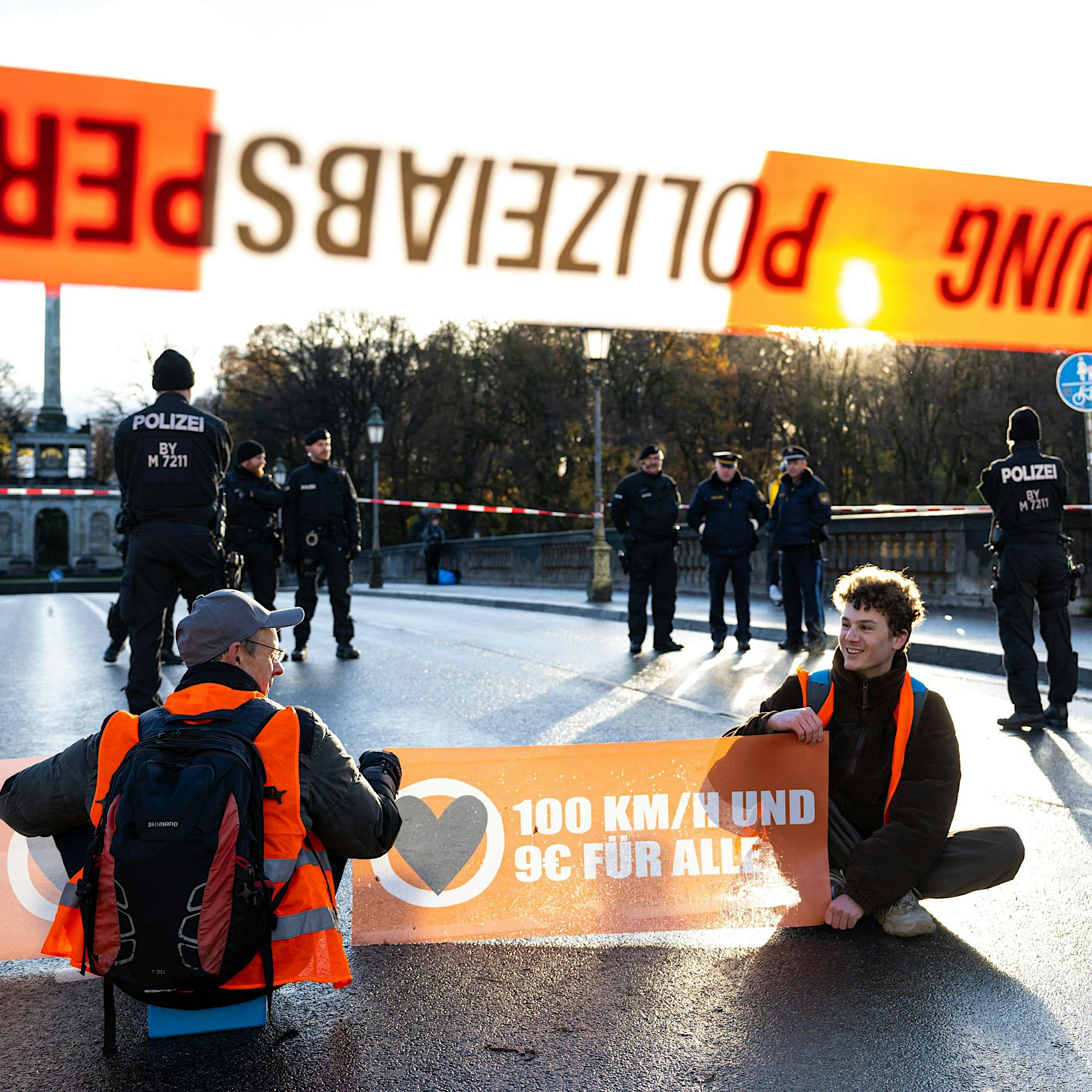 Razzia bei Letzte Generation: Vorwurf der Bildung einer kriminellen Vereinigung