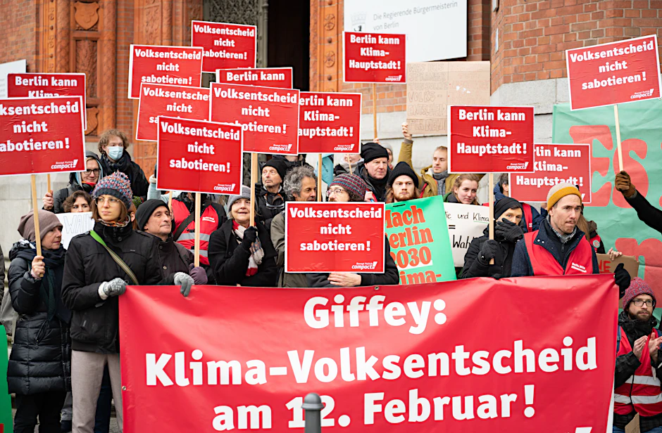 Die Initiative wollte, dass der Volksentscheid am 12. Februar stattfindet.