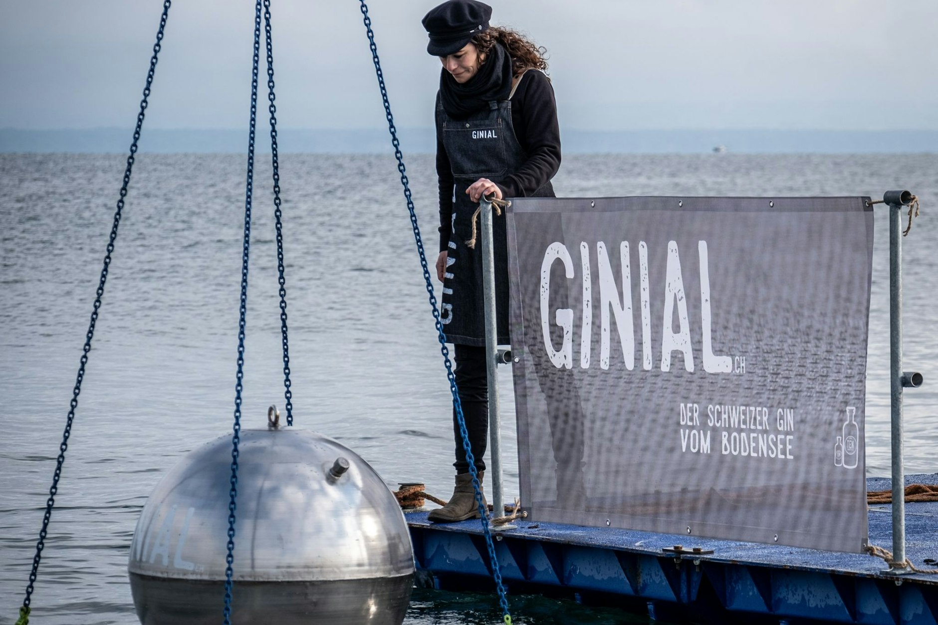 So eine Edelstahlkugel mit Gin ist aus dem Bodensee geklaut worden. (Archivbild)