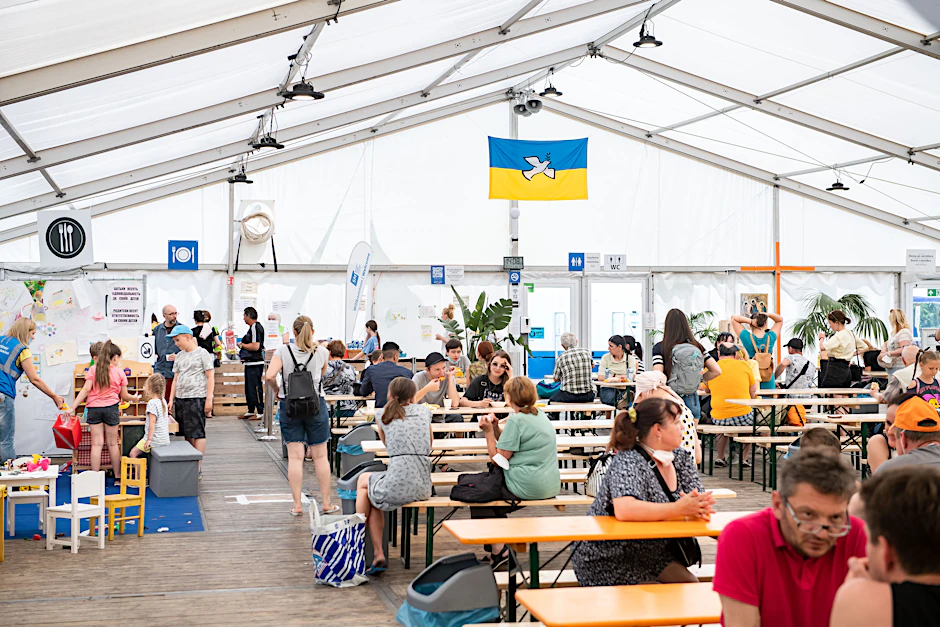 Geflüchtete aus der Ukraine bei ihrer Ankunft in Berlin. Viele von ihnen sind mittlerweile gut integriert.