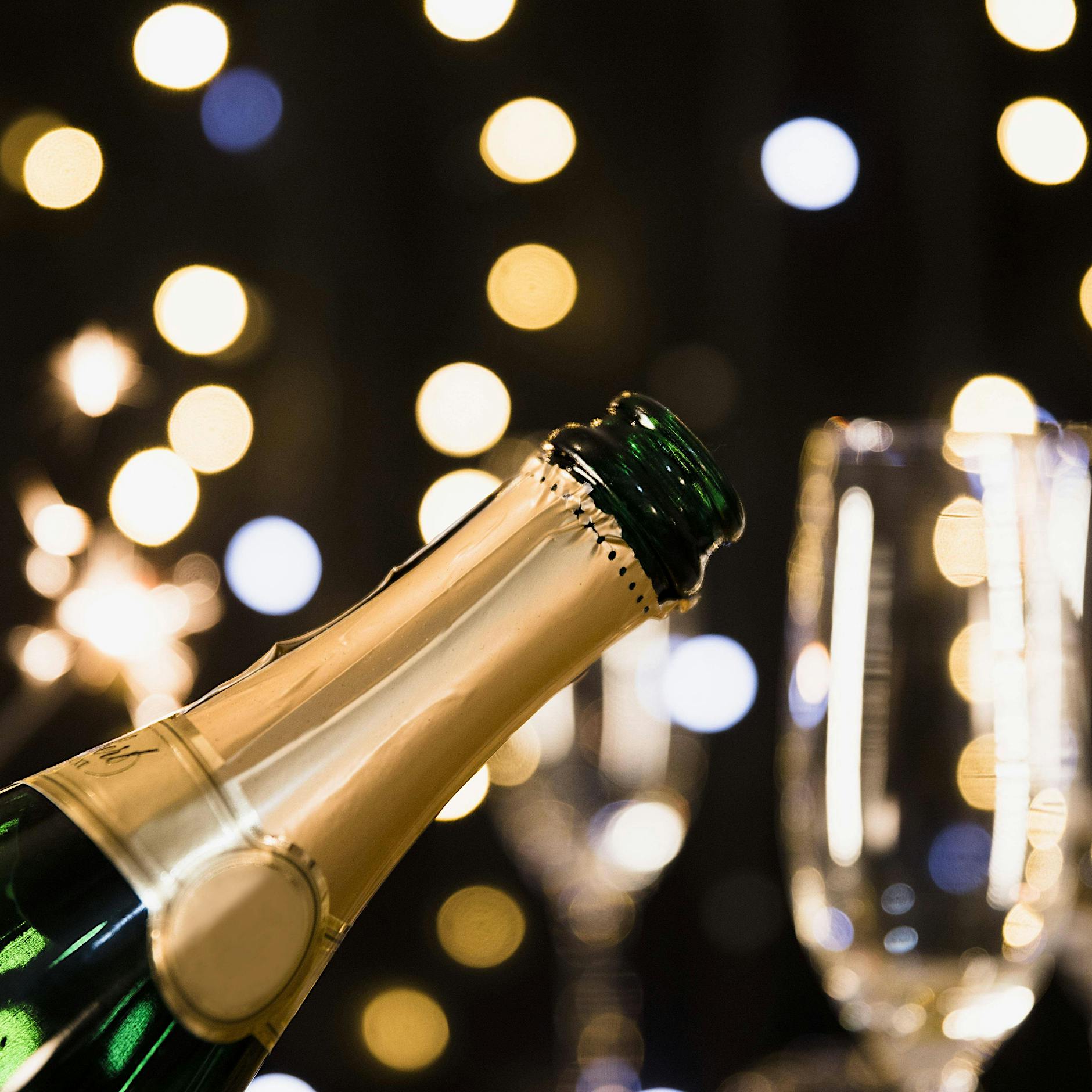 Von Champagner bis Nudeln: Diese Produkte könnten an Weihnachten knapp werden