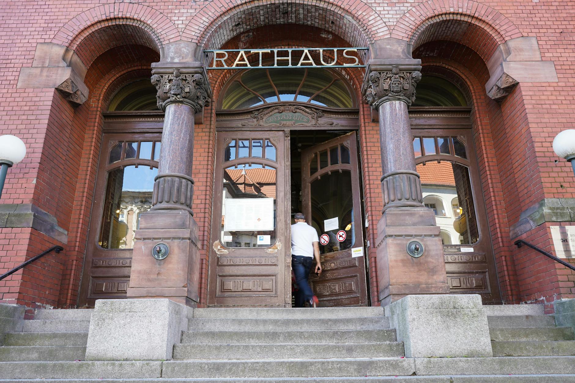 Das Rathaus in Pankow: Auch hier gibt es bis Februar keine Termine mehr beim Bürgeramt.