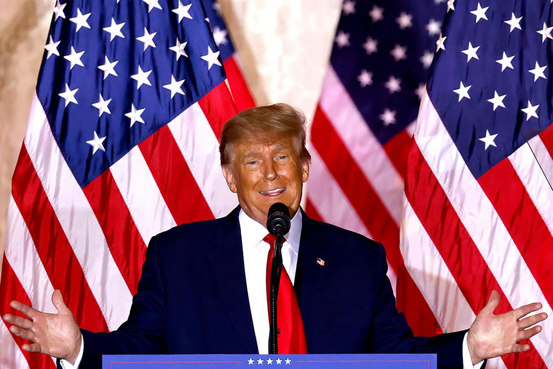 Donald Trump hat ein neues Geschäftsfeld entdeckt: Sammelkarten. Natürlich zeigen sie ihn selbst.