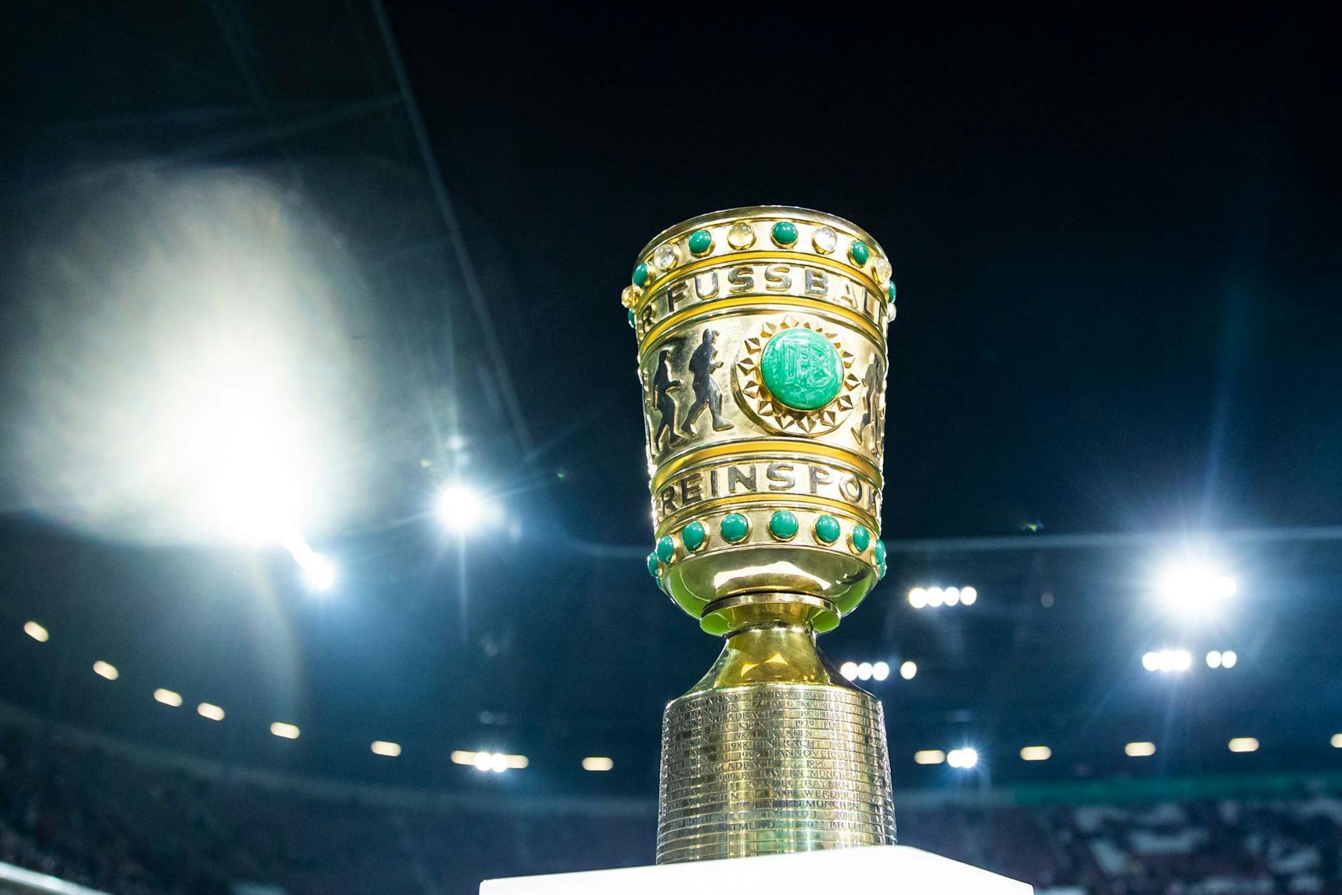ARCHIV - Beim Achtelfinale des DFB-Pokals treffen unter anderem Bayern München auf Mainz 05, Borussia Dortmund auf den VfL Bochum und RB Leipzig auf TSG Hoffenheim. ur GmbH/dpa