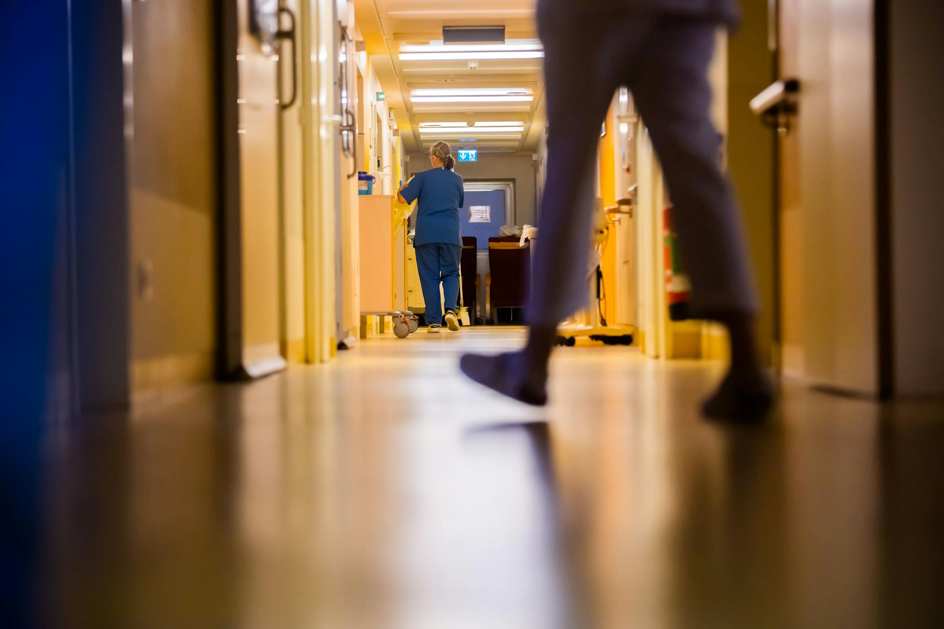 Viele Kinderkliniken sind wegen der Infektionswelle stark überlastet. 