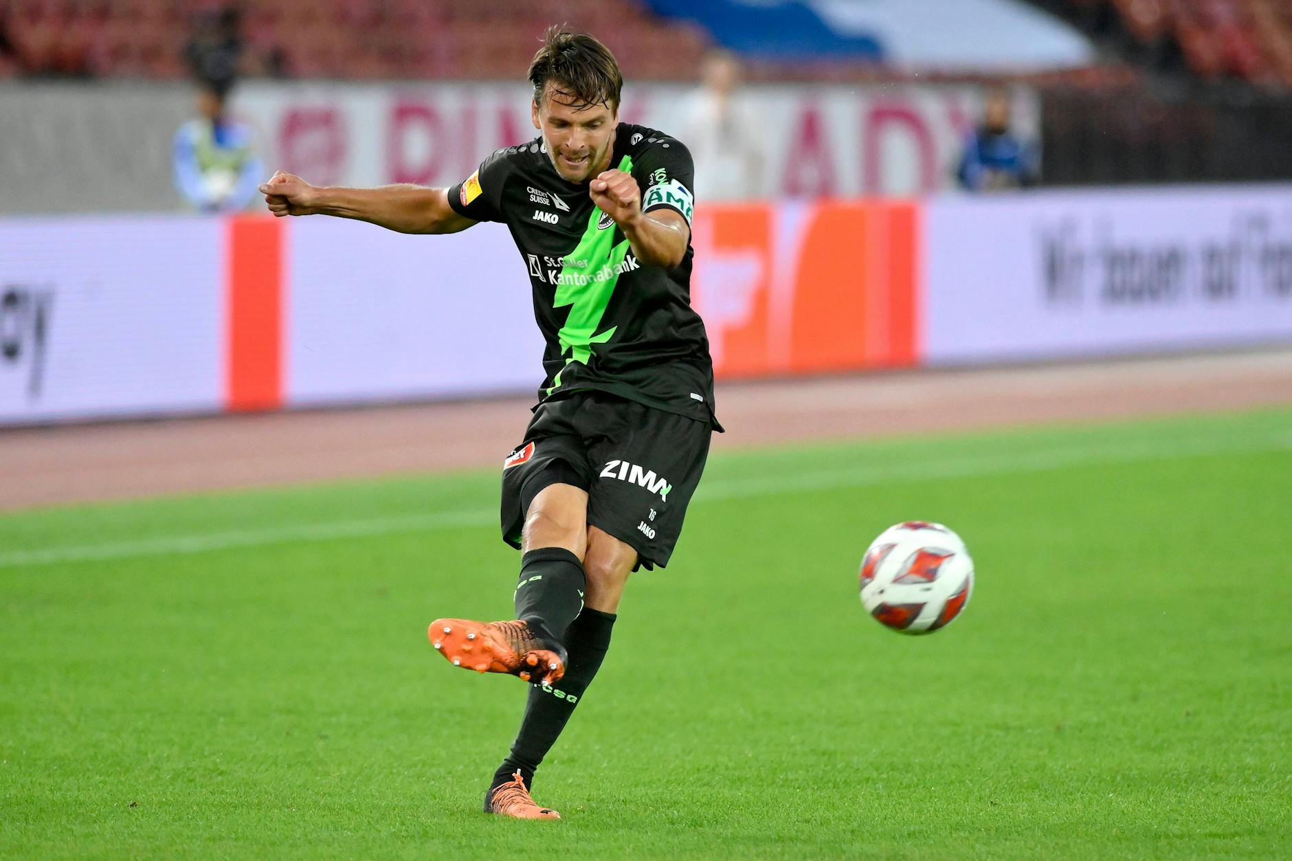 Lukas Görtler ist der Kapitän und zusammen mit Chadrac Akolo der Top-Scorer des FC St. Gallen.