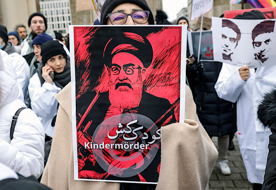 Iraner demonstrierten bereits mehrmals in Berlin gegen das Mullah Regime im Iran.&nbsp;