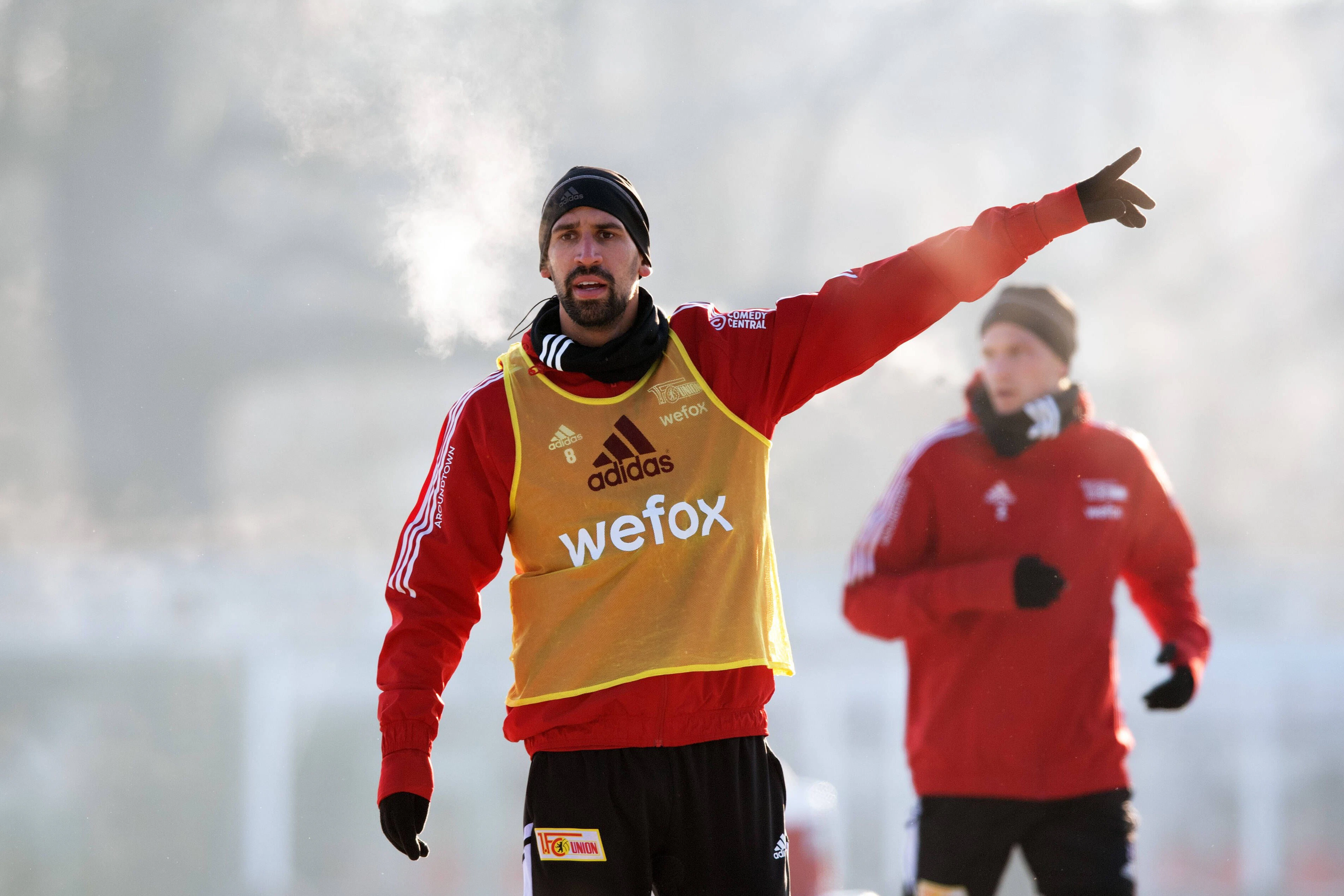 Rani Khedira (l.) war einer von insgesamt elf Spielern, die Union Berlin gegen St. Gallen fehlten.
