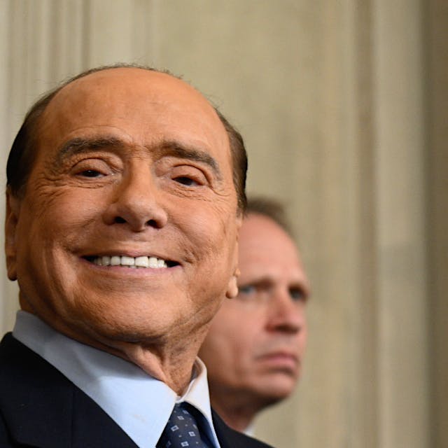 Silvio Berlusconi will offenbar die Macht bei ProSiebenSat.1 an sich reißen
